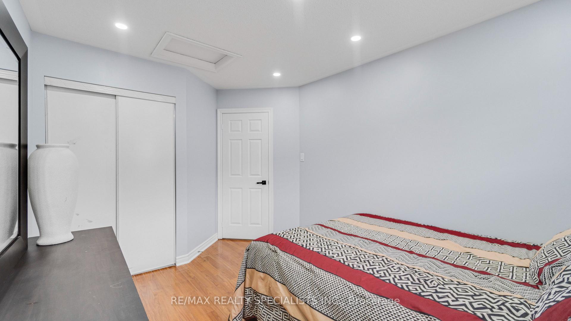 Photo 42 of 21 Earl Grey Crescent, Brampton, Fletcher's Meadow — HOMEH
