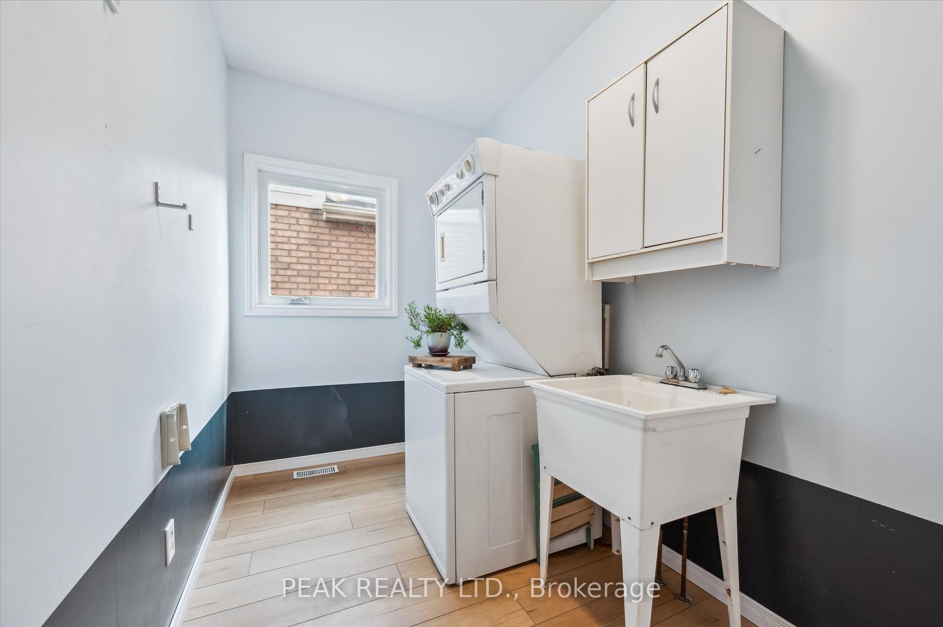 Photo 14 of 606 Eastbridge Boulevard, Waterloo — HOMEH