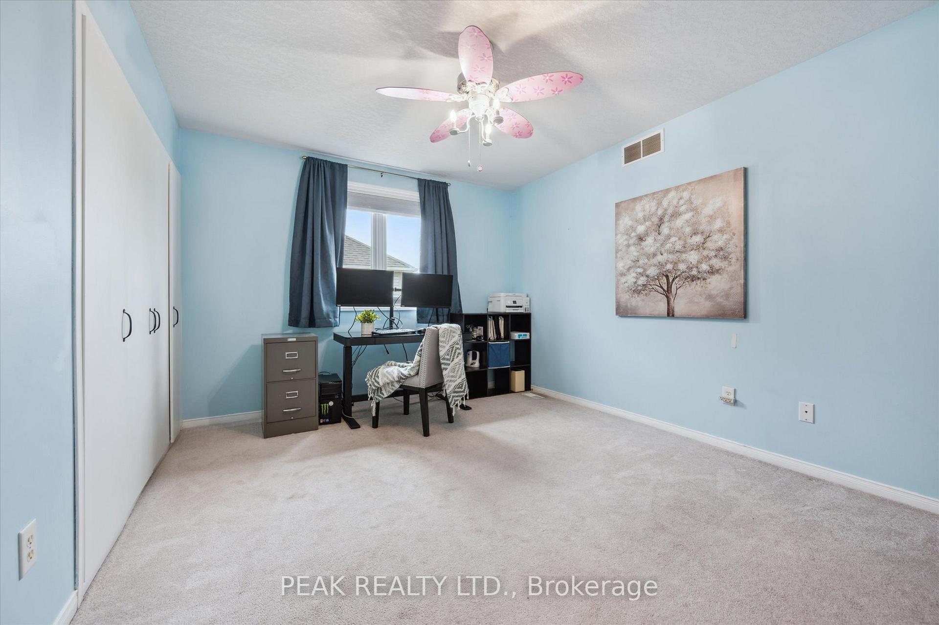 Photo 22 of 606 Eastbridge Boulevard, Waterloo — HOMEH