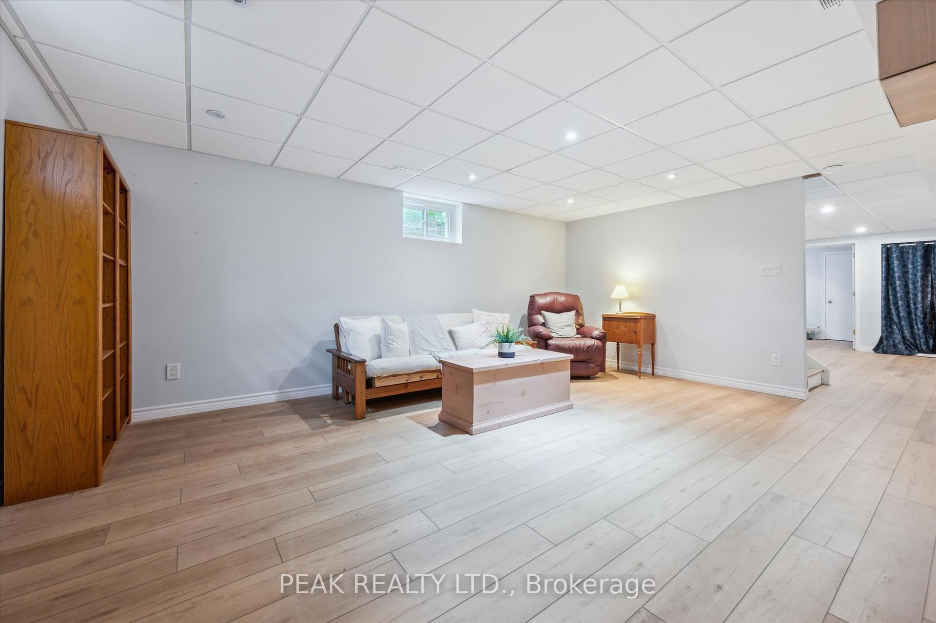 Photo 31 of 606 Eastbridge Boulevard, Waterloo — HOMEH