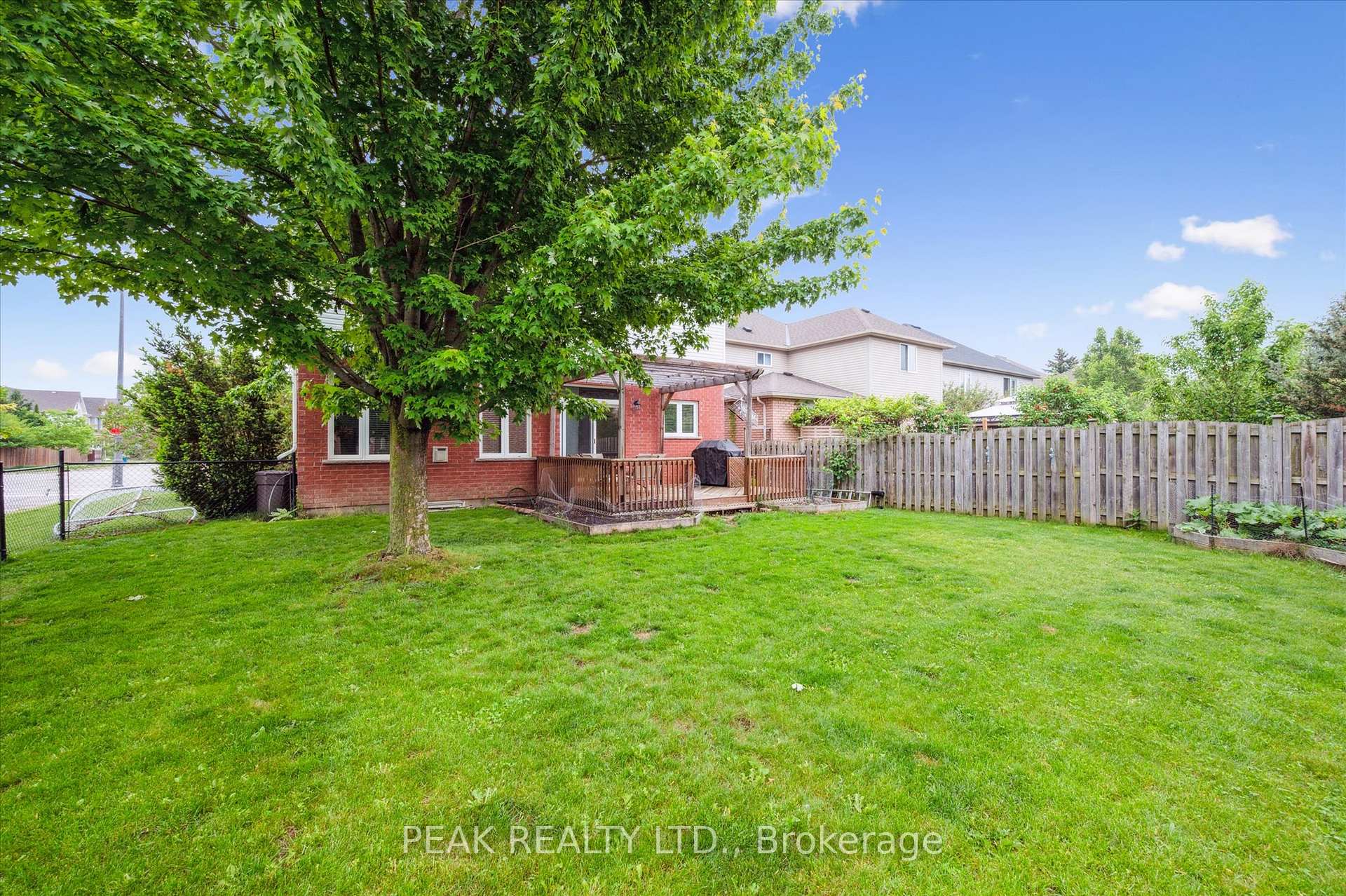 Photo 41 of 606 Eastbridge Boulevard, Waterloo — HOMEH