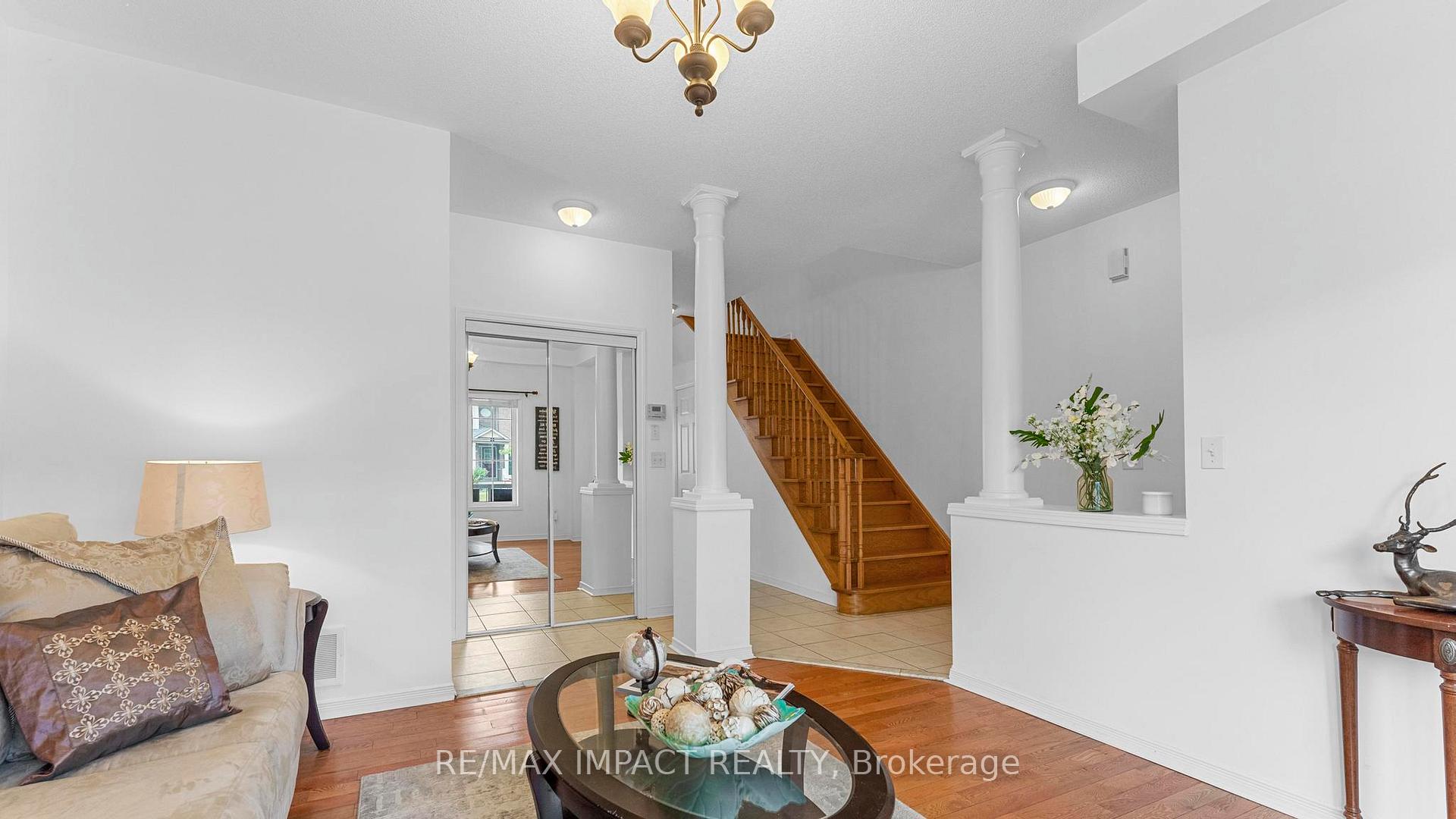 Photo 16 of 740 Bur Oak Avenue, Markham, Wismer — HOMEH