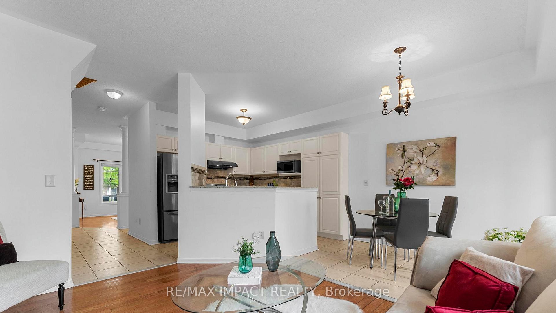 Photo 40 of 740 Bur Oak Avenue, Markham, Wismer — HOMEH