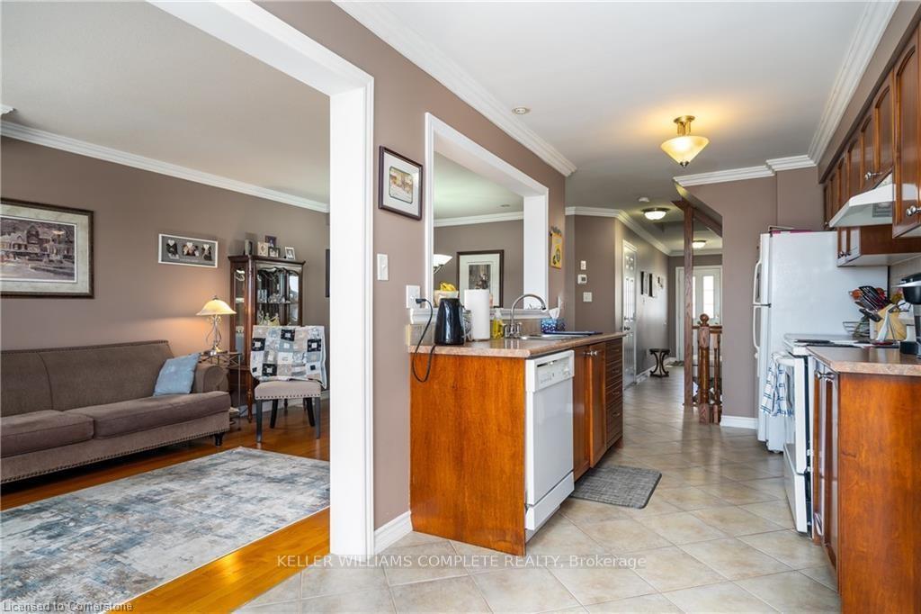 Photo 11 of Unit 43, 7 Southside Place, Hamilton, Mountview — HOMEH