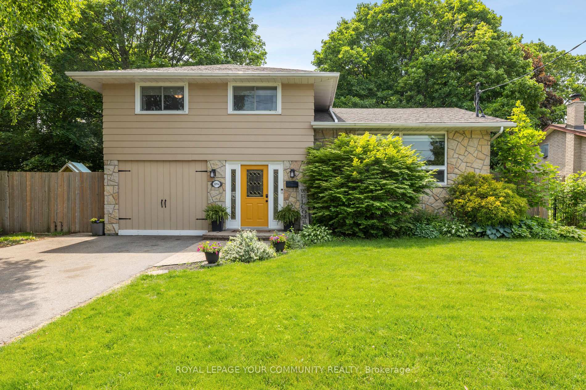 Photo 1 of 1094 Somerville Street, Oshawa, Centennial — HOMEH