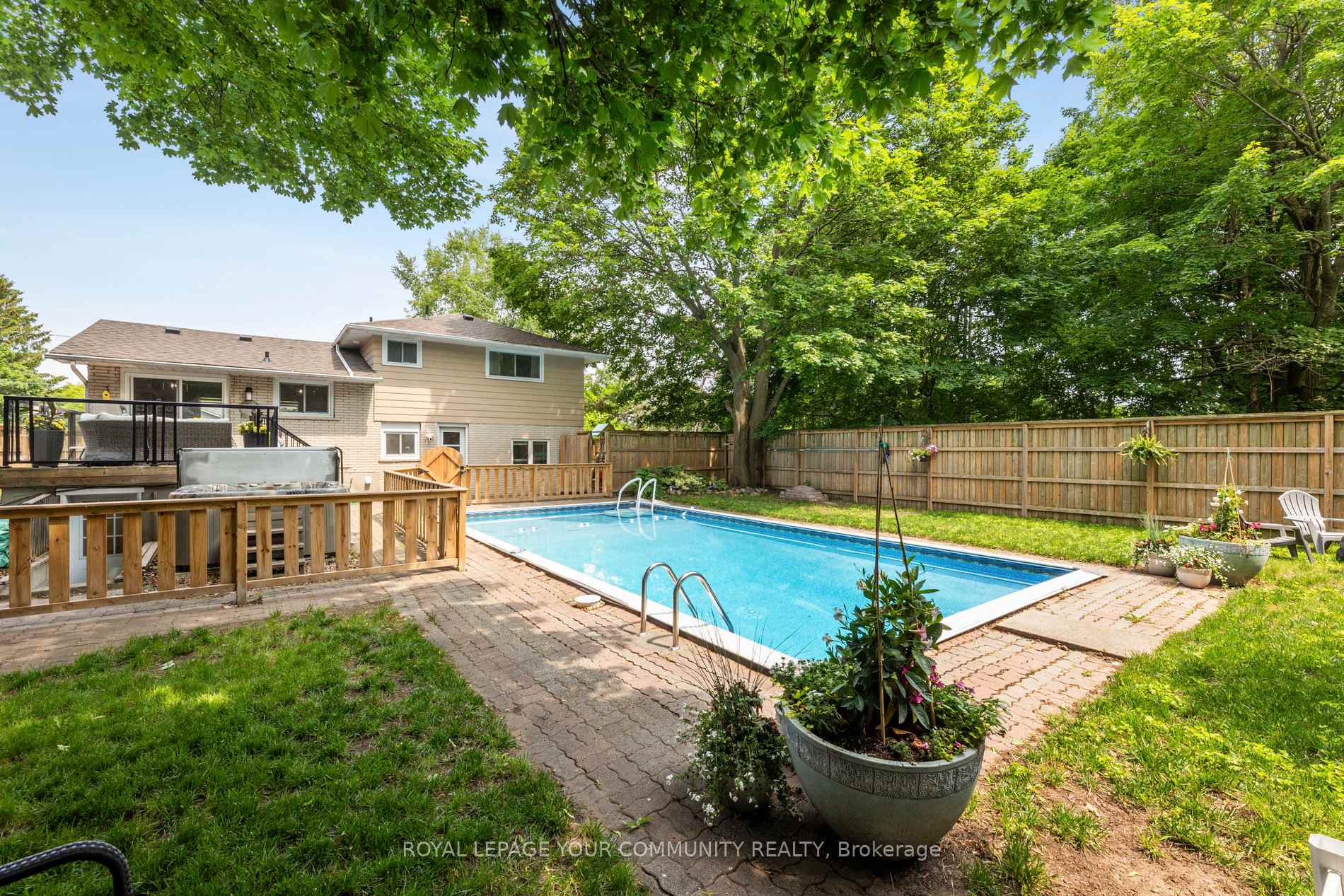 Photo 59 of 1094 Somerville Street, Oshawa, Centennial — HOMEH