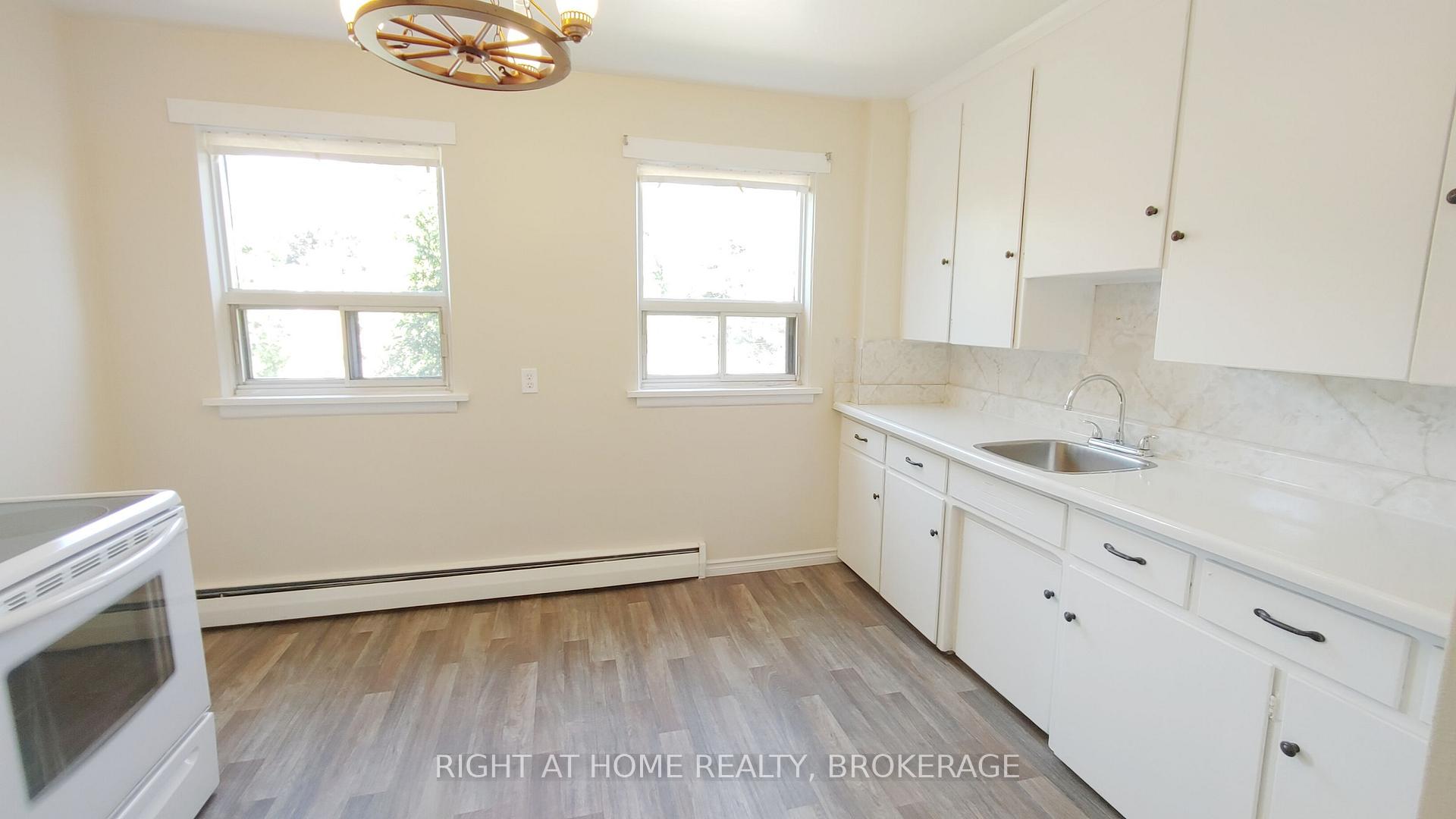Photo 6 of Unit Apt 1, 334 Upper Ottawa Street, Hamilton, Sunninghill — HOMEH