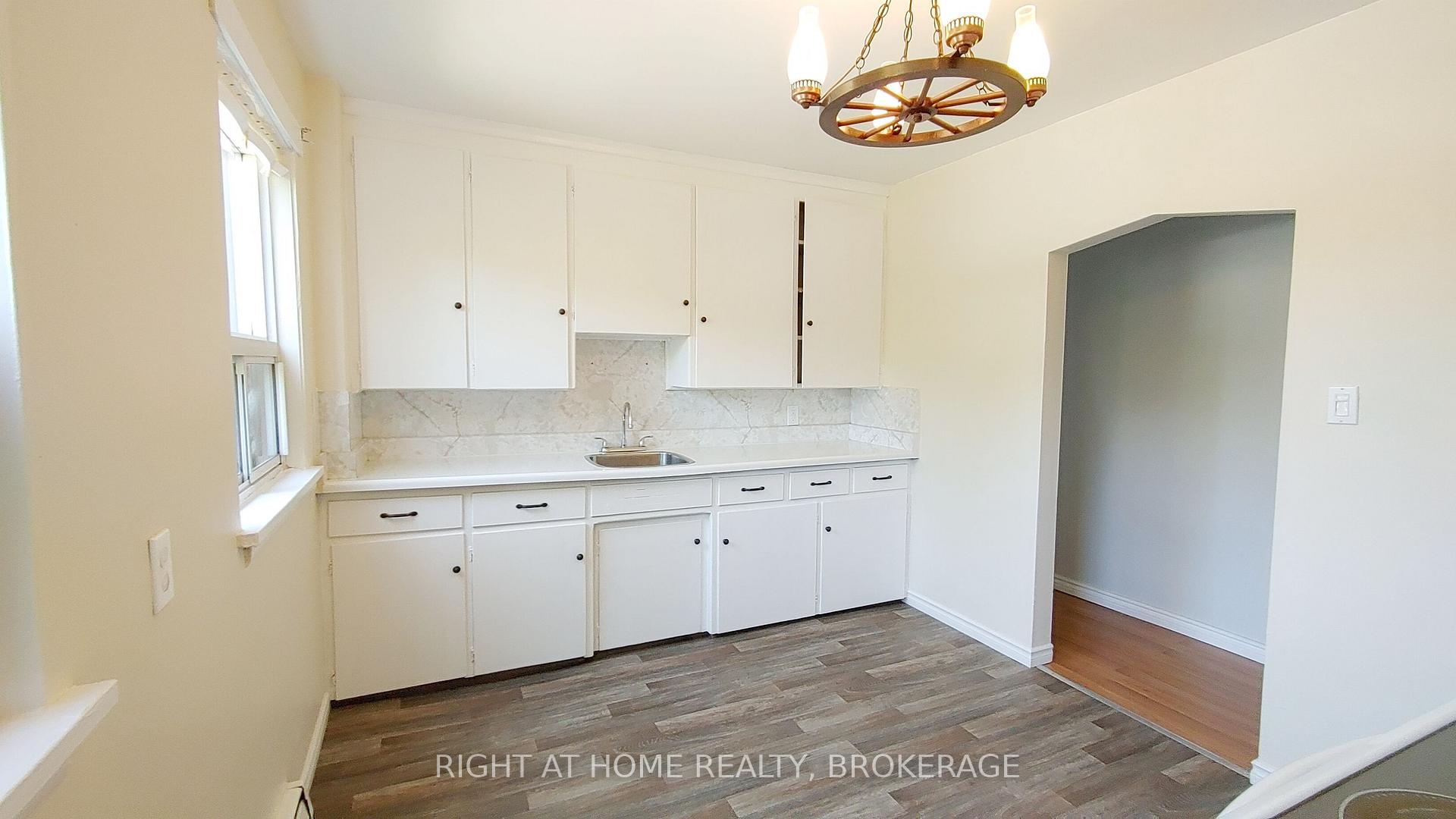 Photo 10 of Unit Apt 1, 334 Upper Ottawa Street, Hamilton, Sunninghill — HOMEH