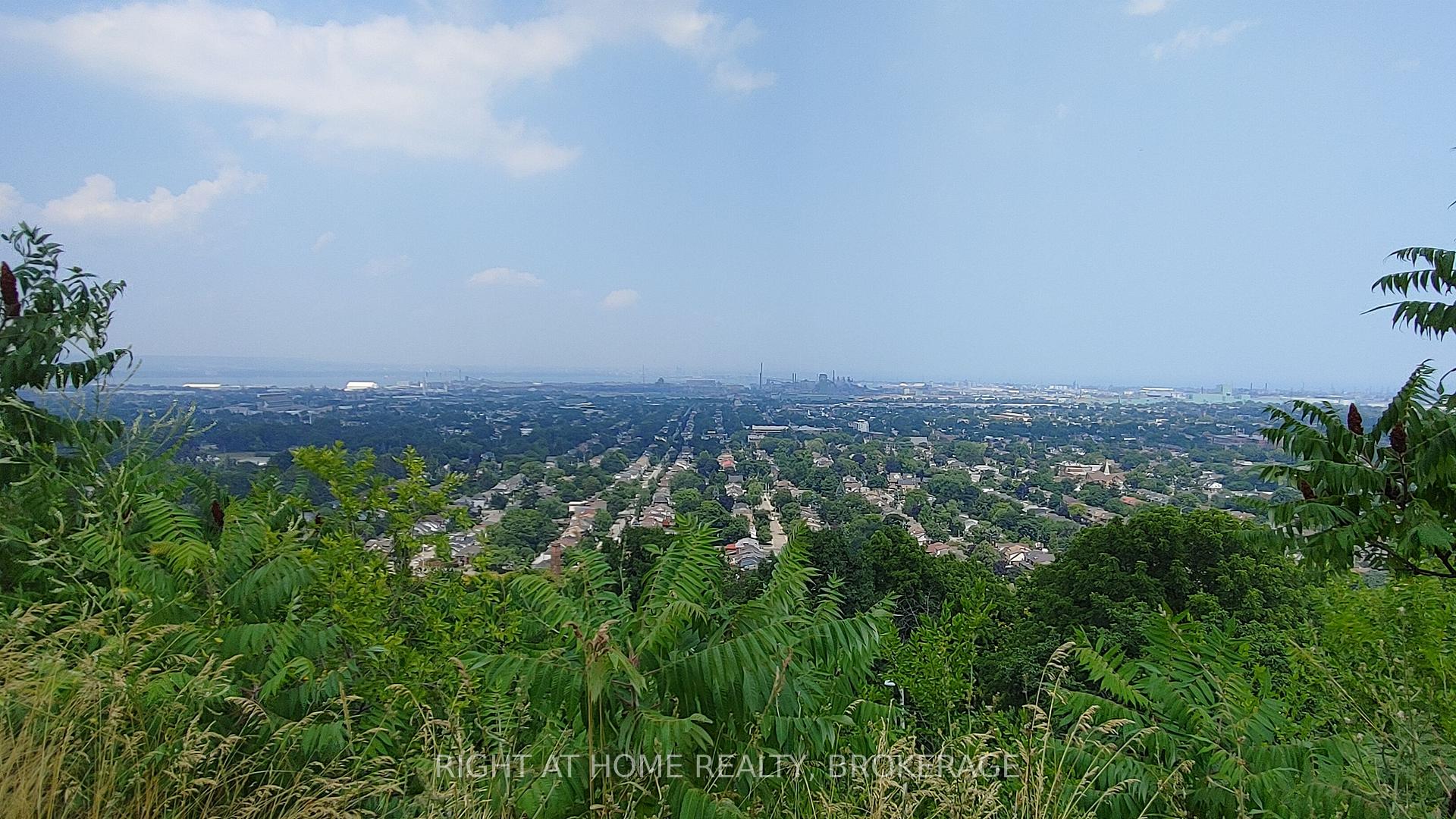 Photo 42 of Unit Apt 1, 334 Upper Ottawa Street, Hamilton, Sunninghill — HOMEH