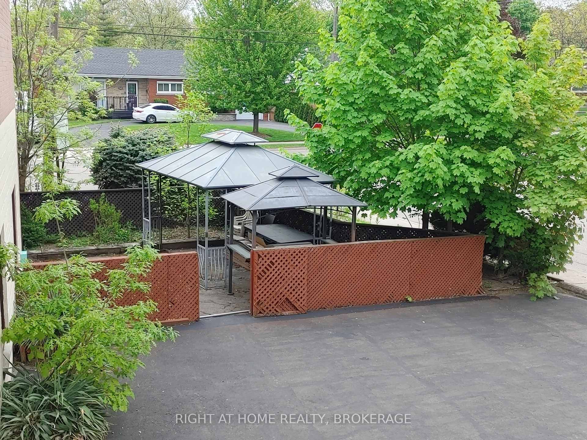 Photo 39 of Unit Apt 1, 334 Upper Ottawa Street, Hamilton, Sunninghill — HOMEH