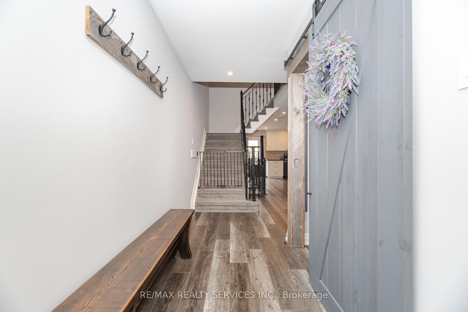 Photo 5 of 154 Dumfries Avenue, Brampton, Heart Lake West — HOMEH