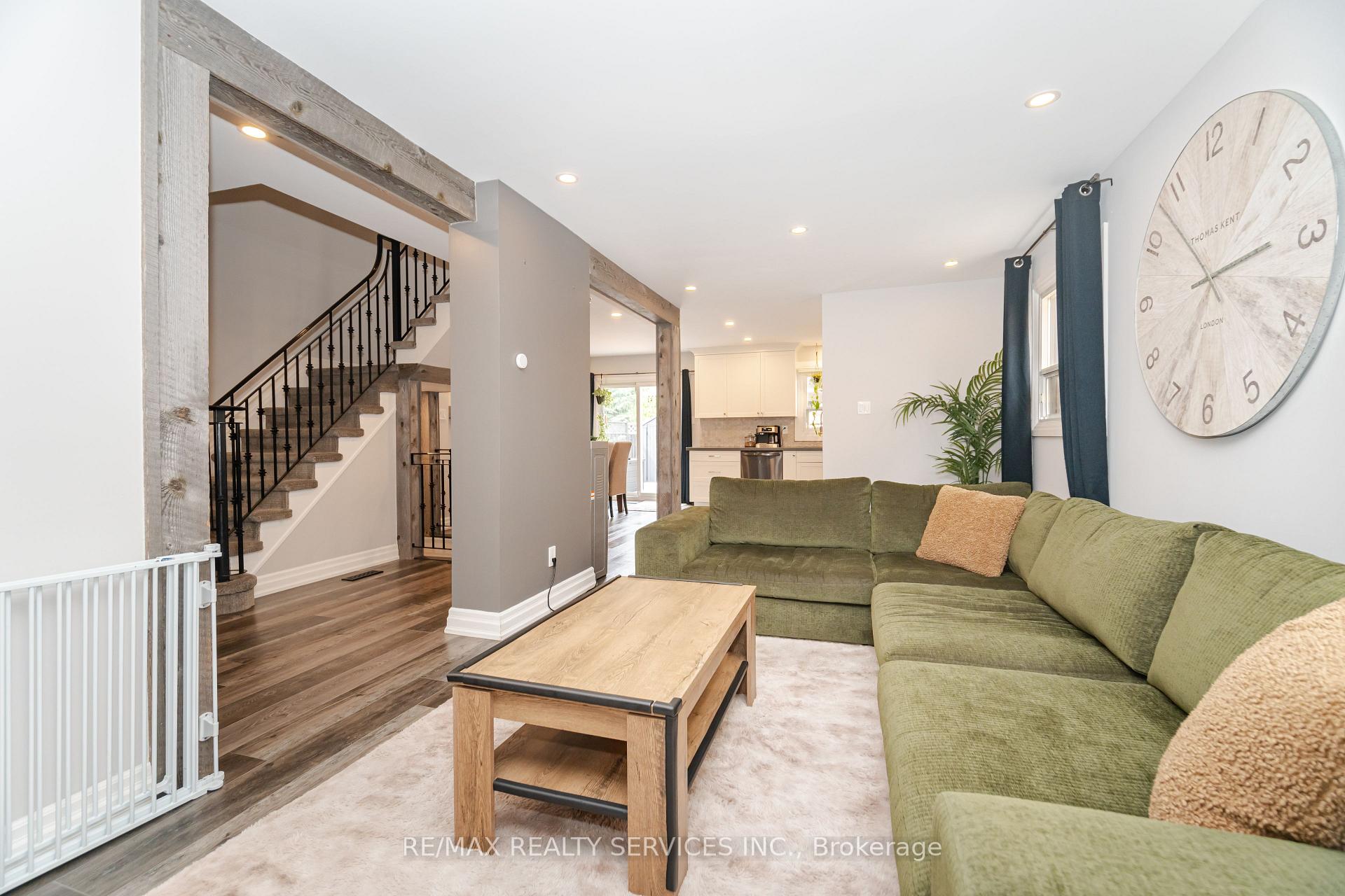Photo 14 of 154 Dumfries Avenue, Brampton, Heart Lake West — HOMEH