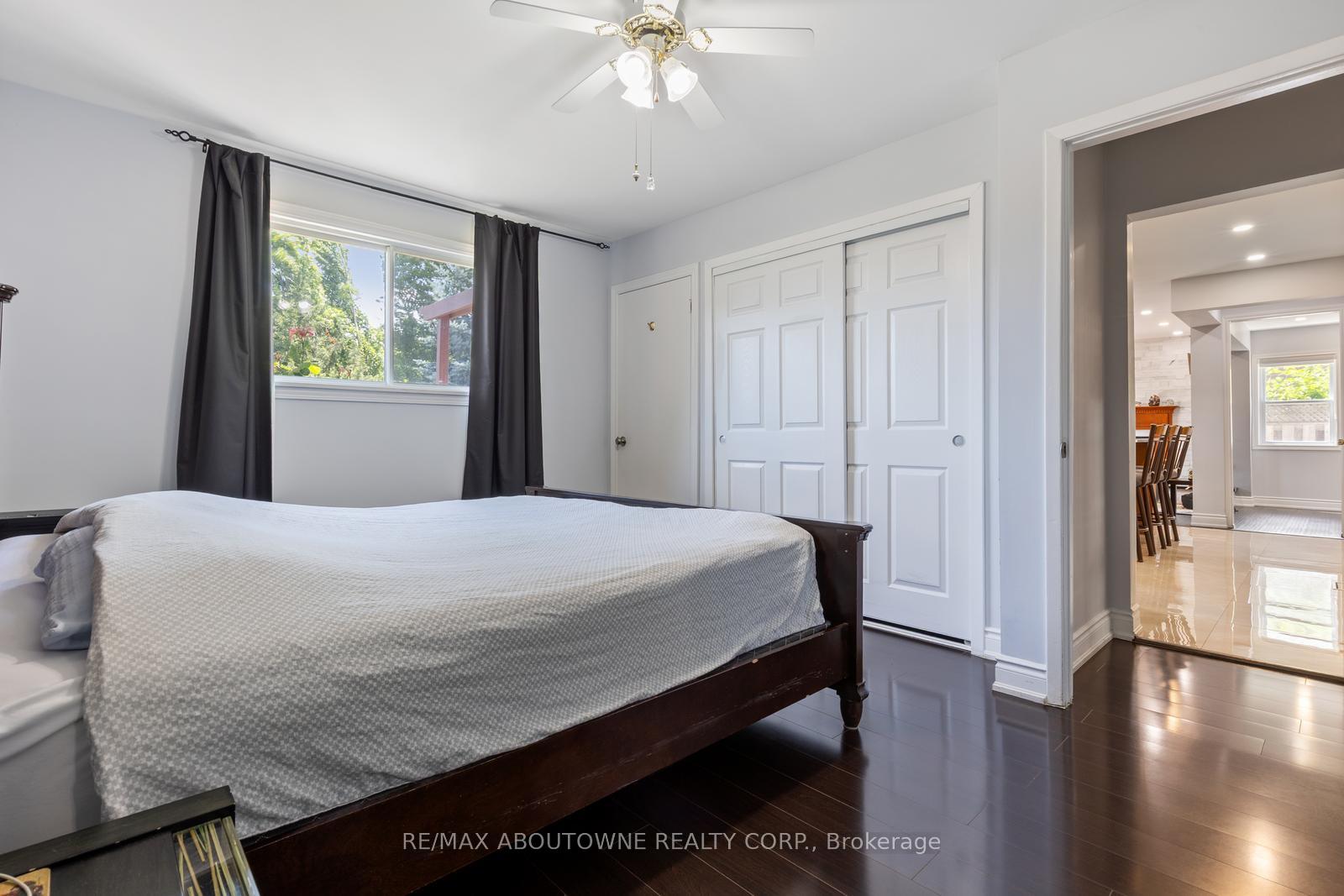 Photo 4 of 15 Lockton Crescent, Brampton, Brampton East — HOMEH