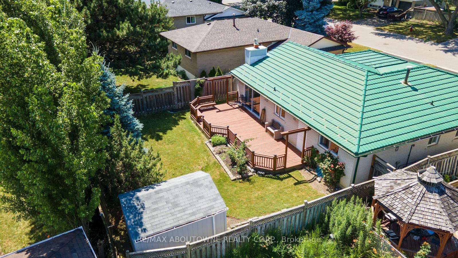 Photo 20 of 15 Lockton Crescent, Brampton, Brampton East — HOMEH