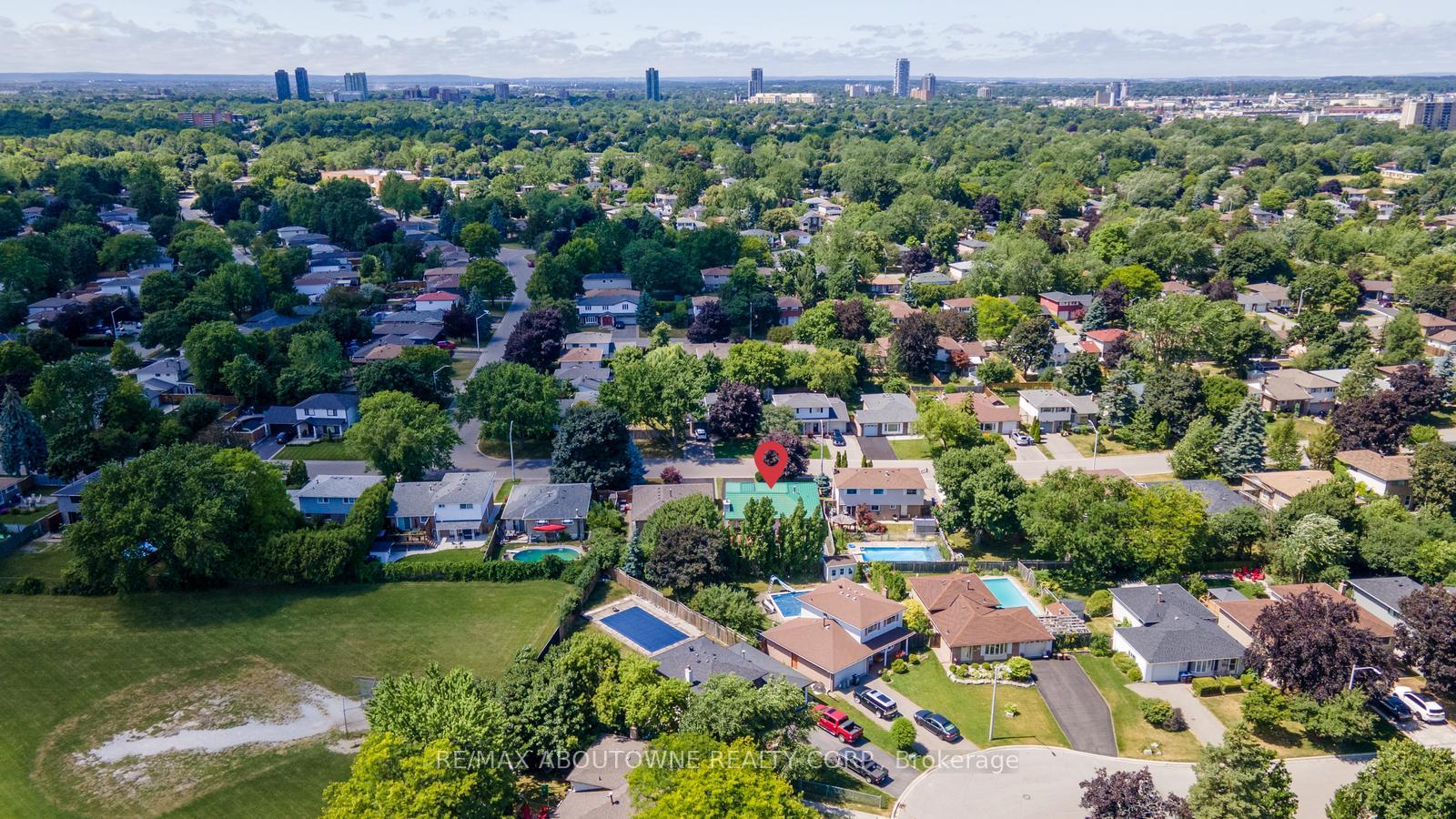 Photo 29 of 15 Lockton Crescent, Brampton, Brampton East — HOMEH
