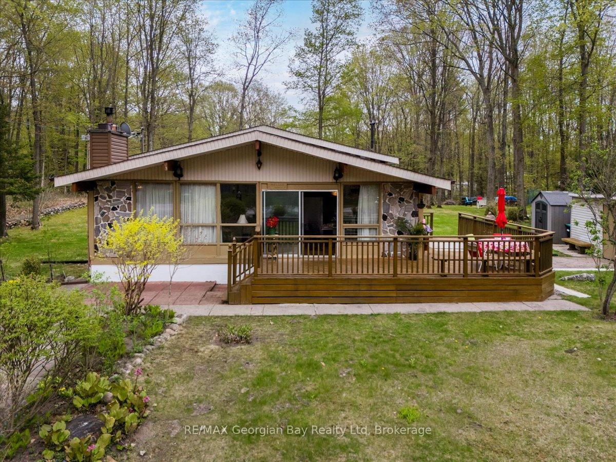 Front of 25 Tall Pines Drive W