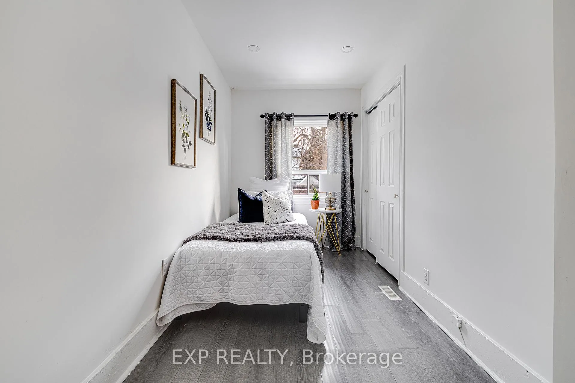 Photo 13 of 4 Madison Avenue, Hamilton, Gibson — HOMEH