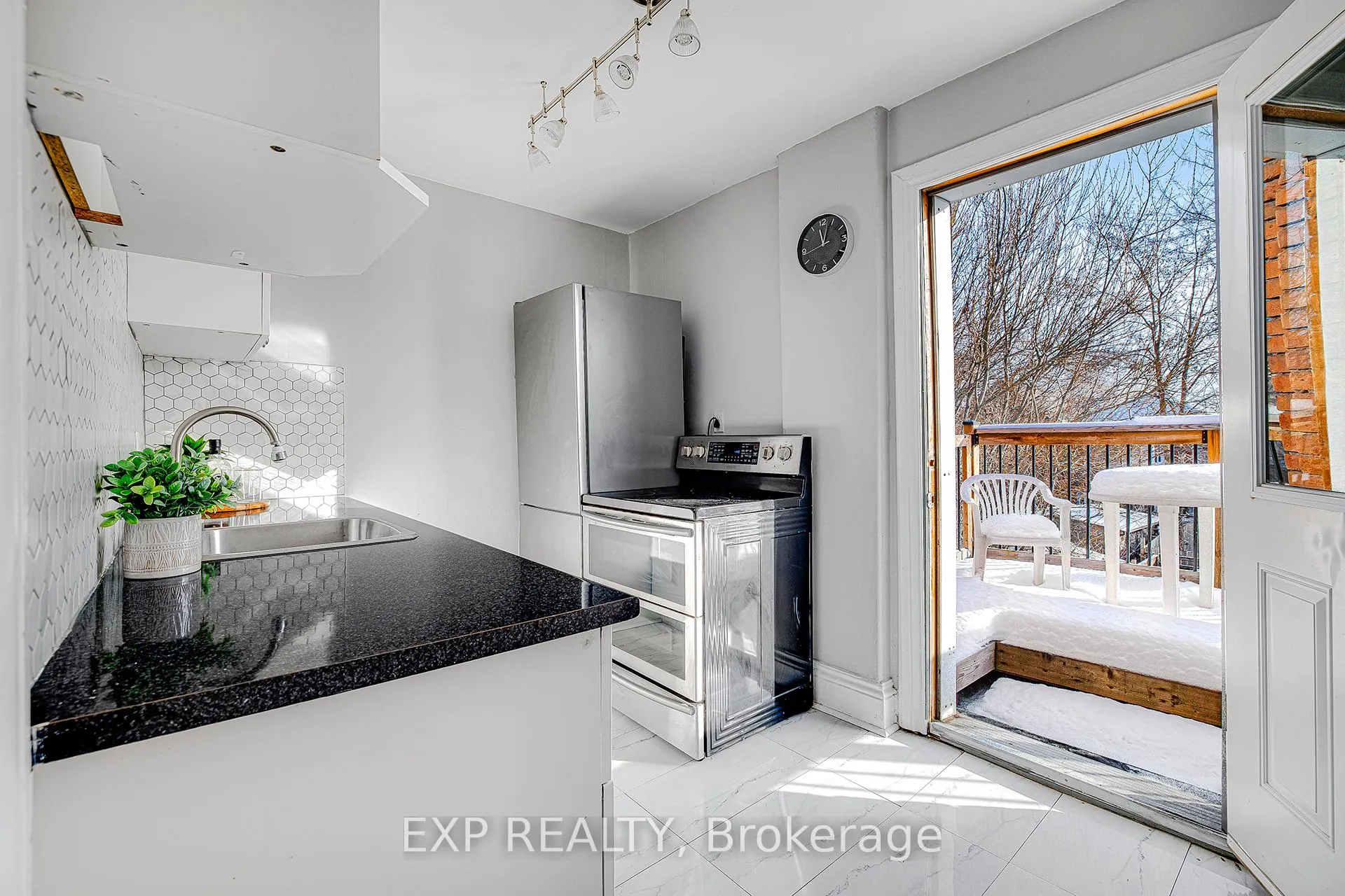 Photo 20 of 4 Madison Avenue, Hamilton, Gibson — HOMEH