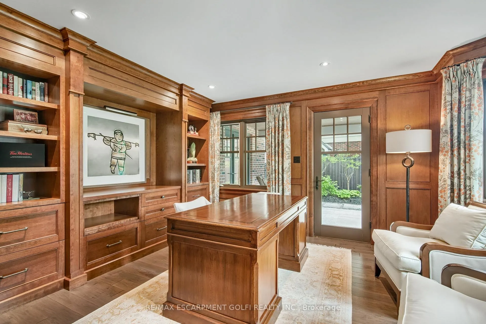 Photo 6 of 61 Oak Knoll Drive, Hamilton, Westdale — HOMEH