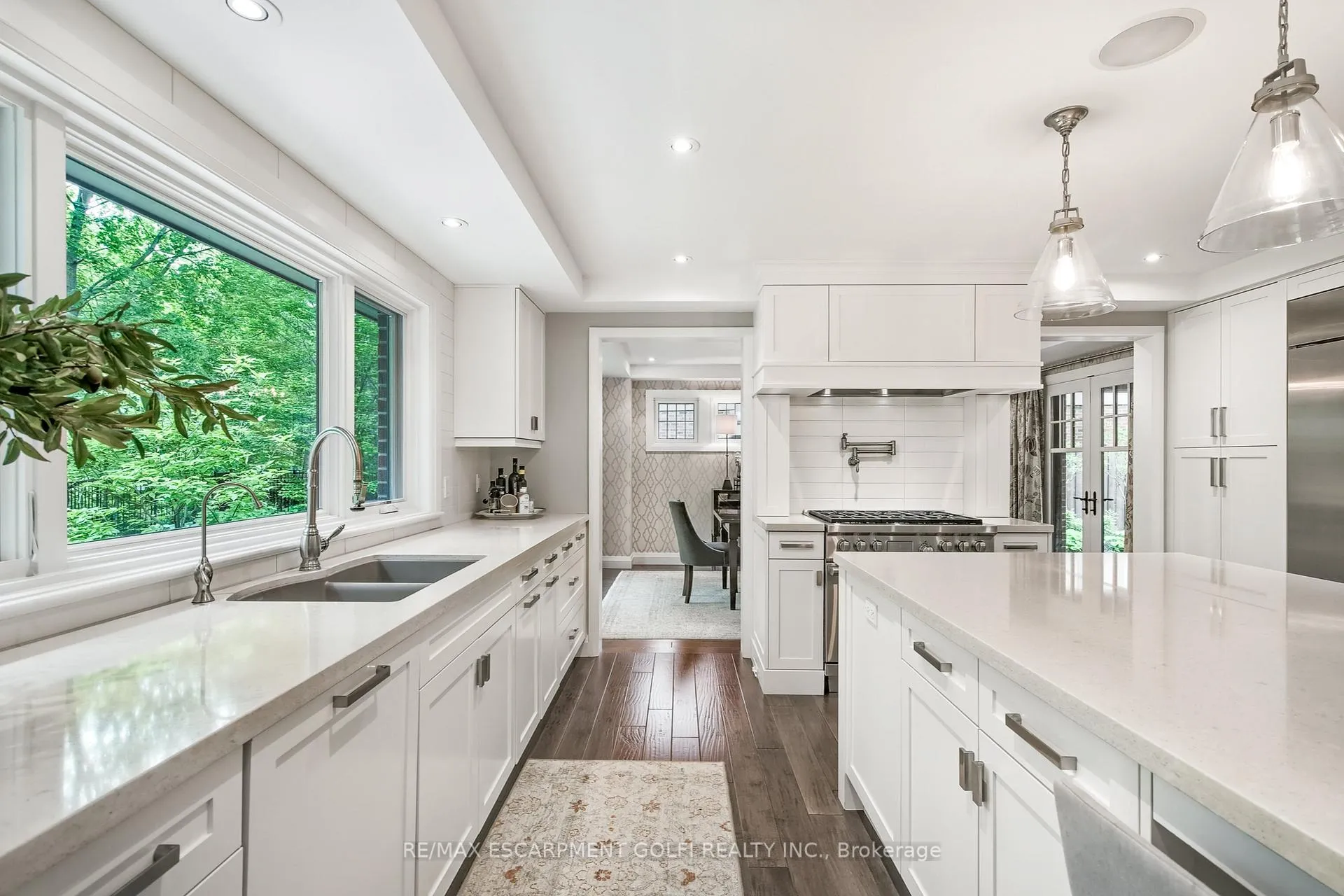 Photo 14 of 61 Oak Knoll Drive, Hamilton, Westdale — HOMEH