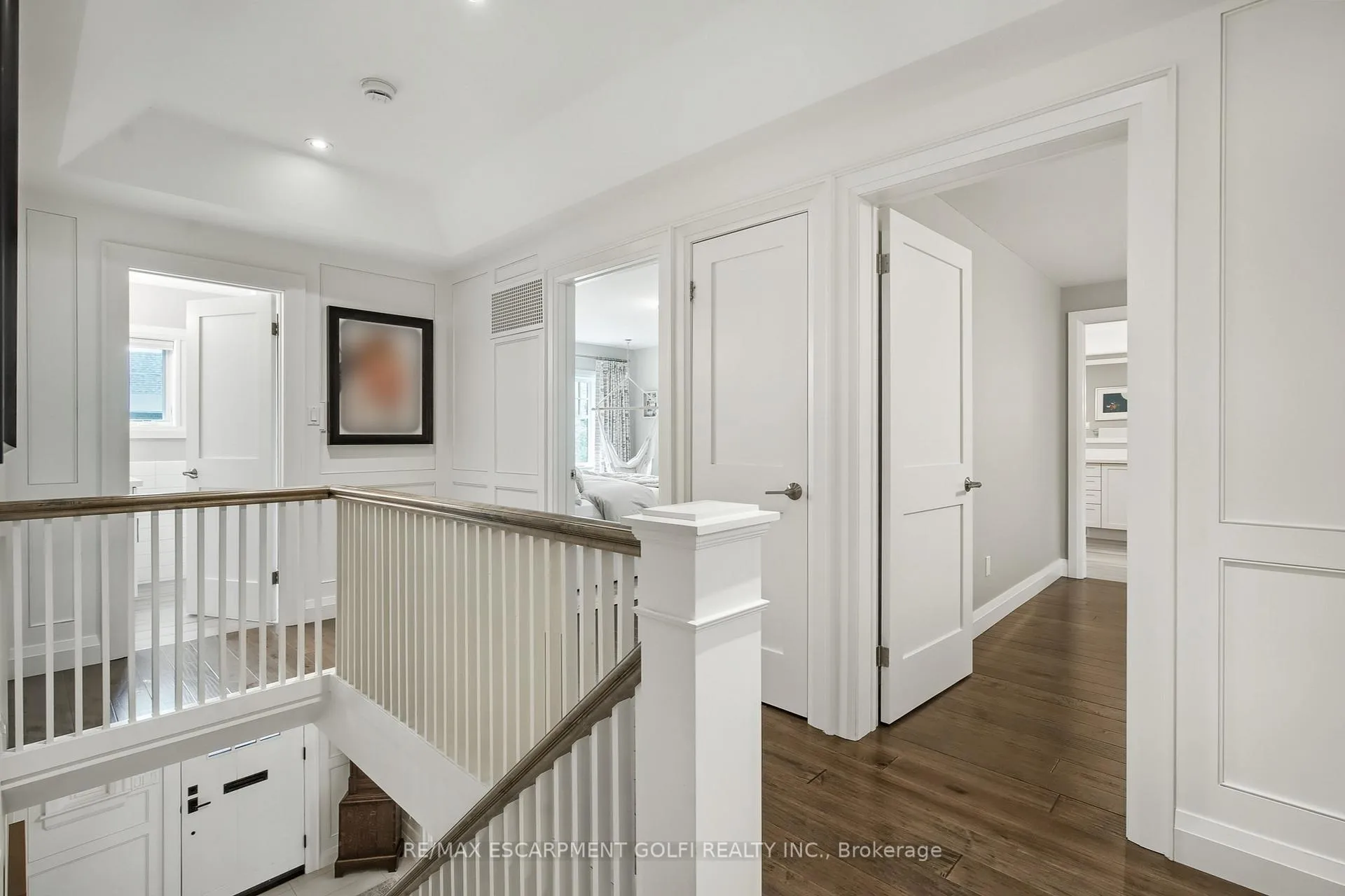 Photo 18 of 61 Oak Knoll Drive, Hamilton, Westdale — HOMEH