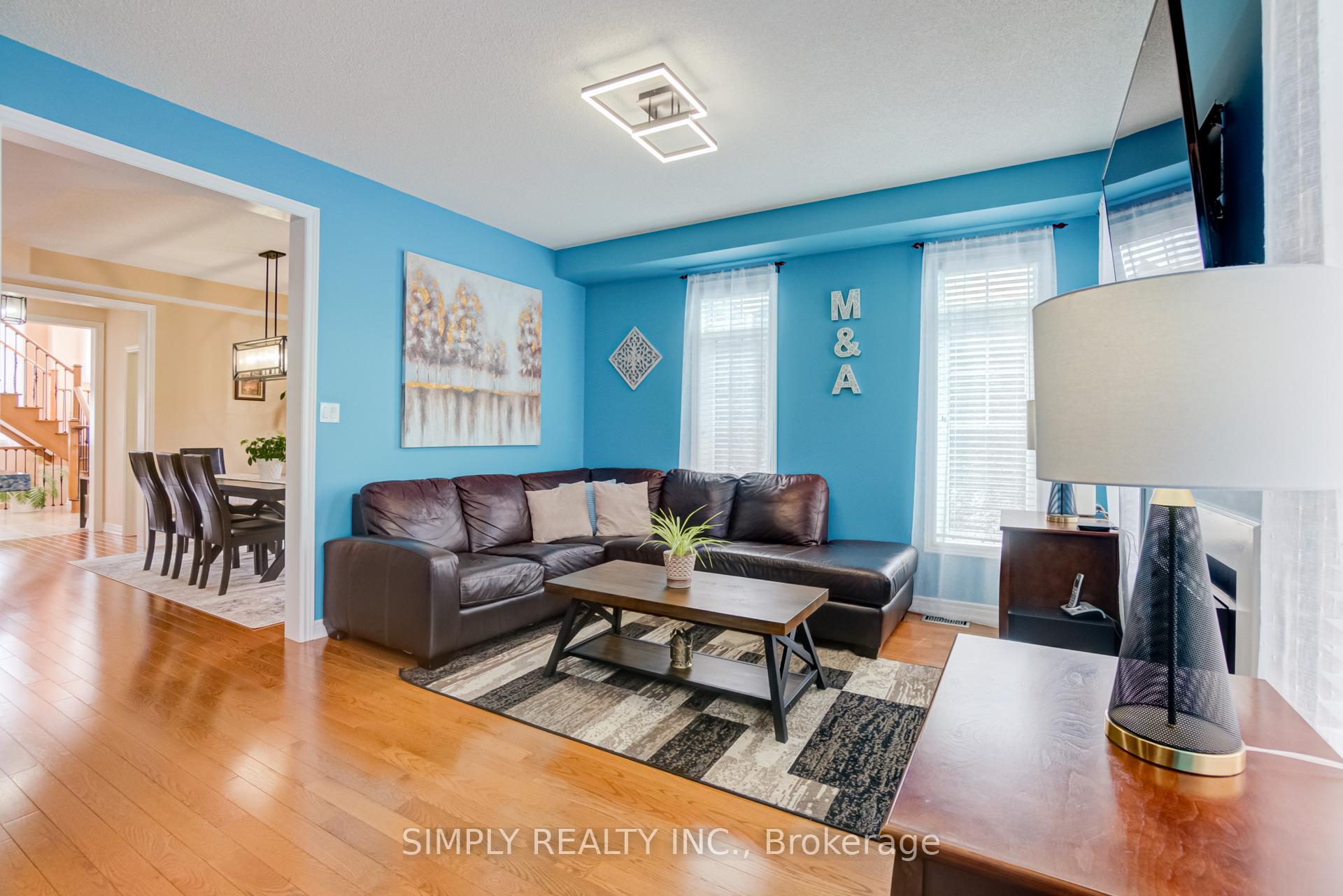 Photo 17 of 45 Humberstone Crescent, Brampton, Northwest Brampton — HOMEH