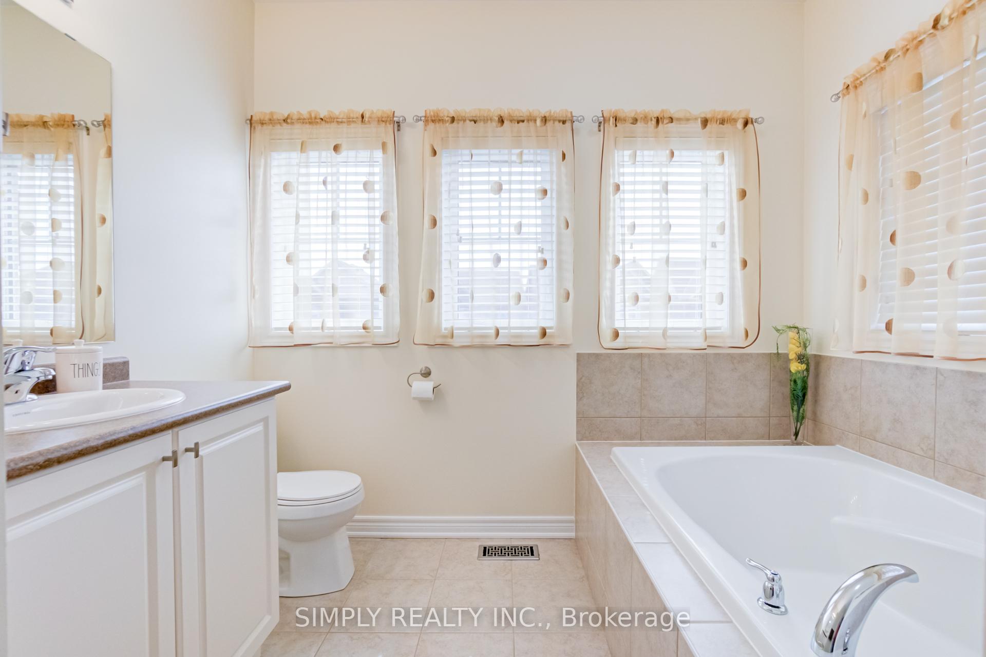 Photo 69 of 45 Humberstone Crescent, Brampton, Northwest Brampton — HOMEH