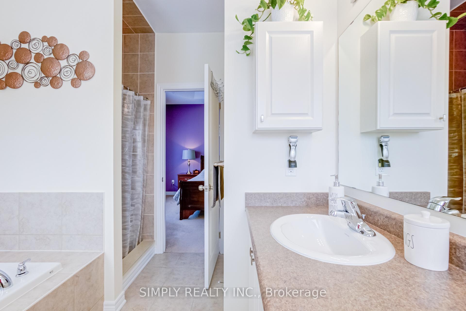 Photo 72 of 45 Humberstone Crescent, Brampton, Northwest Brampton — HOMEH