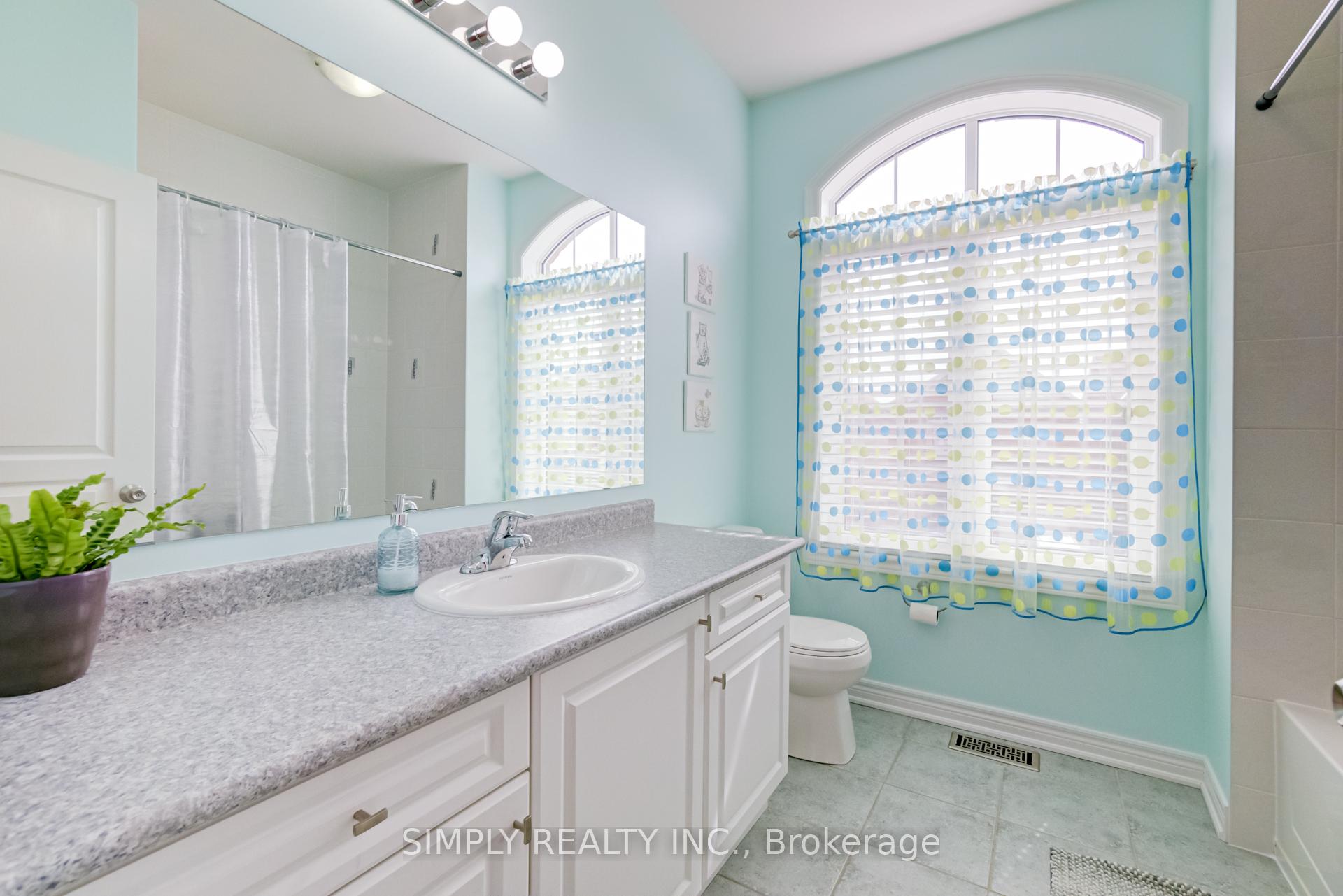 Photo 91 of 45 Humberstone Crescent, Brampton, Northwest Brampton — HOMEH