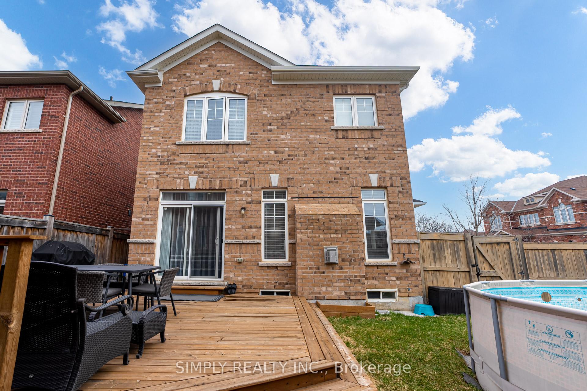 Photo 100 of 45 Humberstone Crescent, Brampton, Northwest Brampton — HOMEH