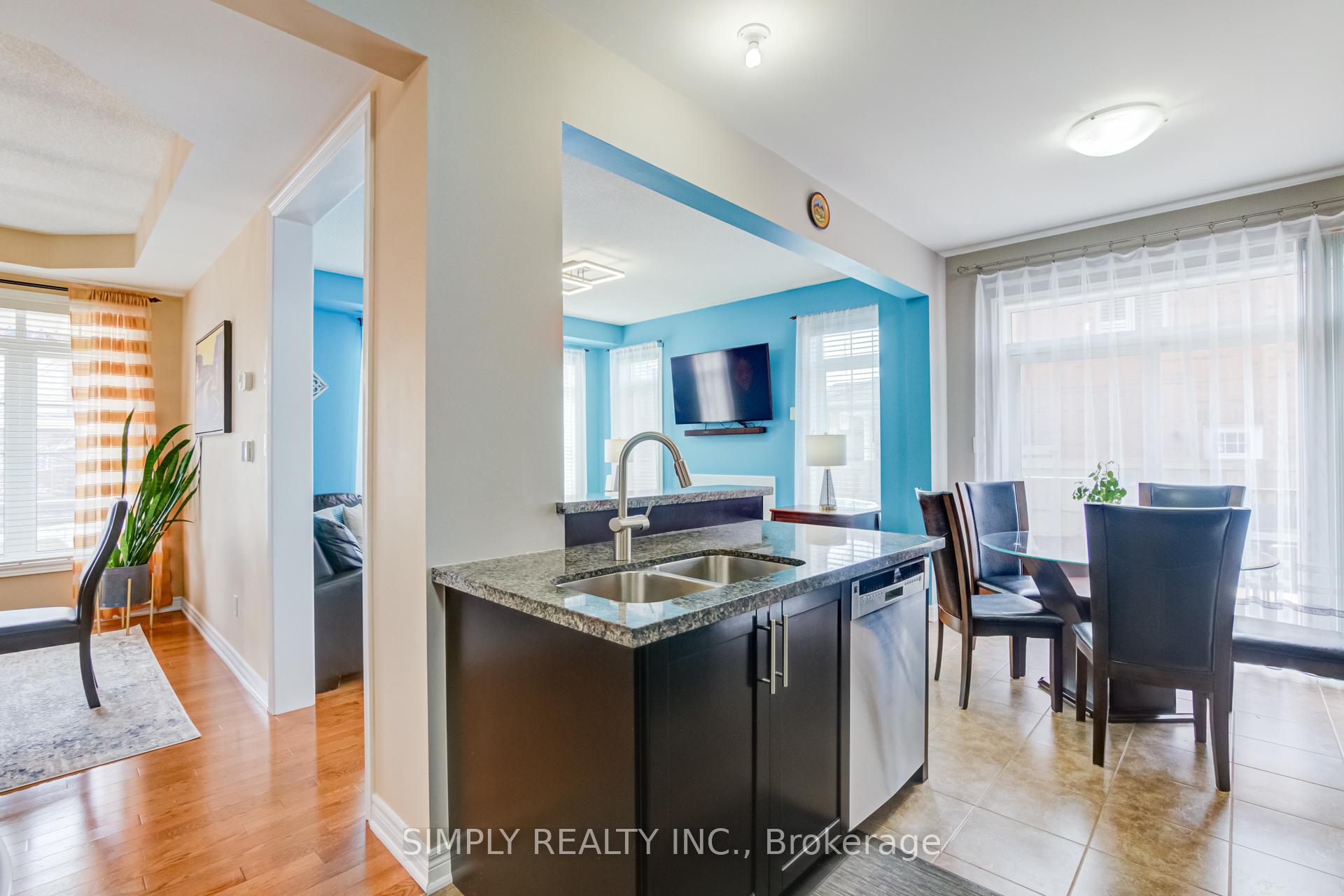 Photo 42 of 45 Humberstone Crescent, Brampton, Northwest Brampton — HOMEH