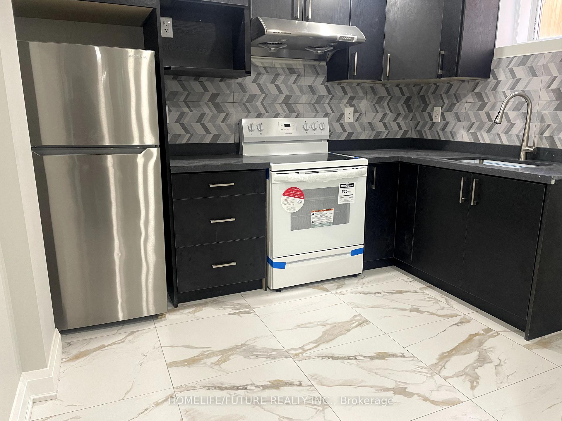 Photo 5 of Unit Lower, 1619 Marshcourt Drive N, Pickering, Village East — HOMEH