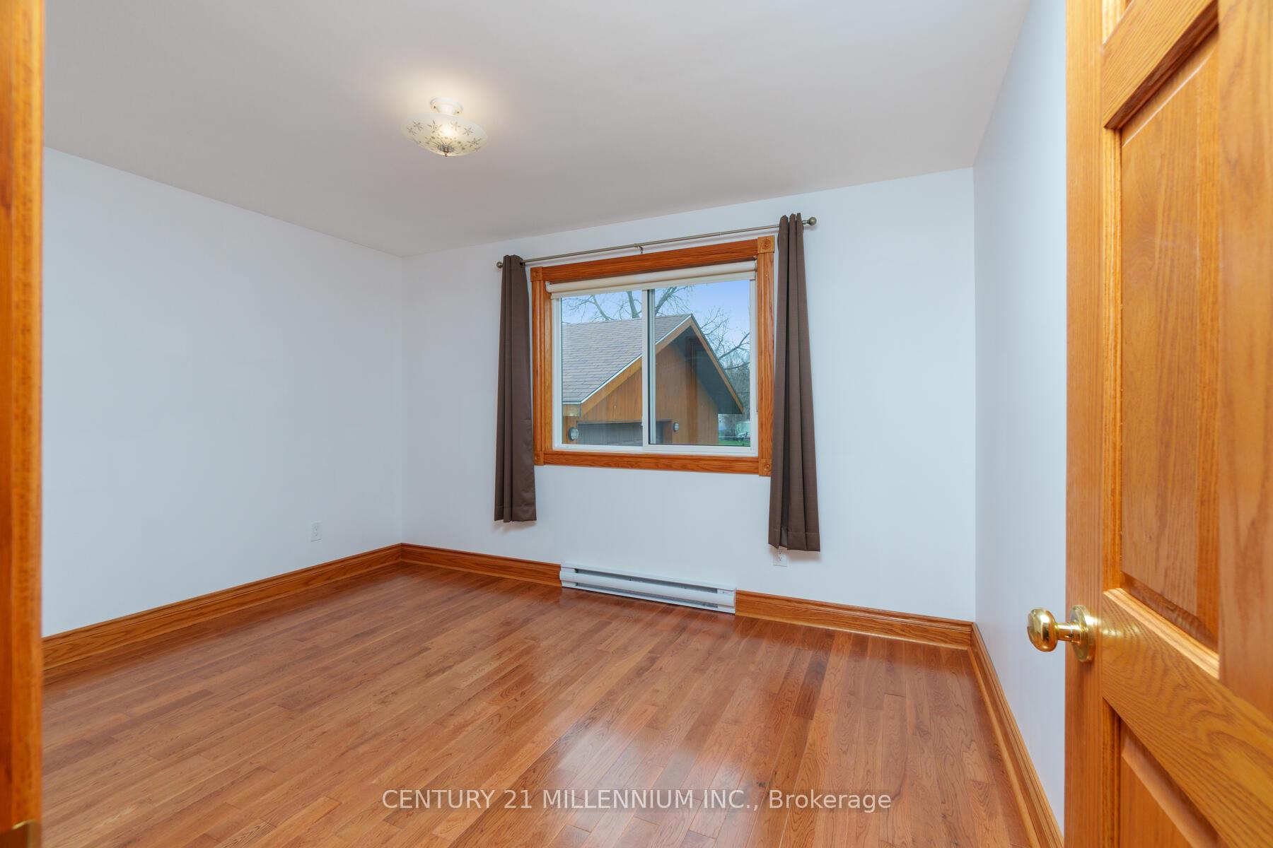 Photo 10 of 338 Walnut Street, Collingwood — HOMEH