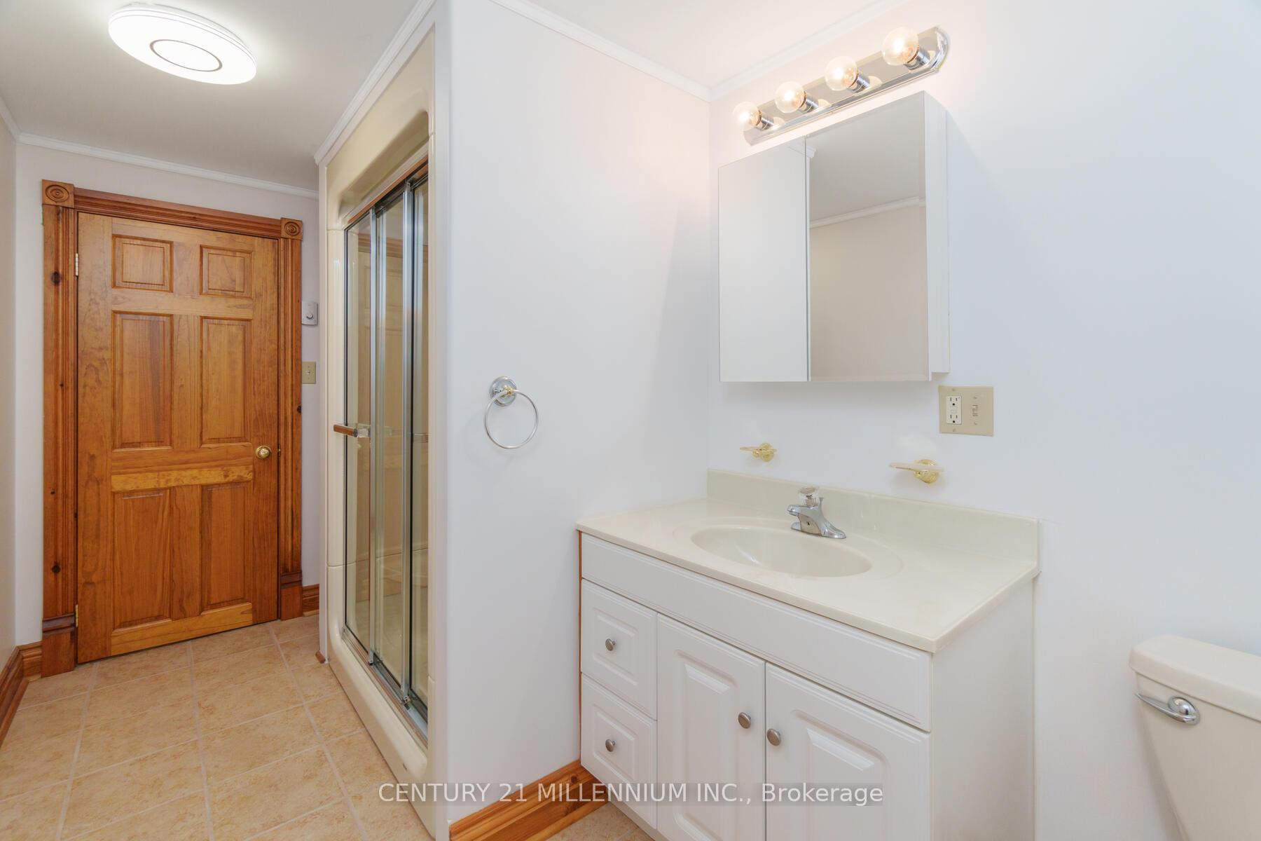 Photo 55 of 338 Walnut Street, Collingwood — HOMEH