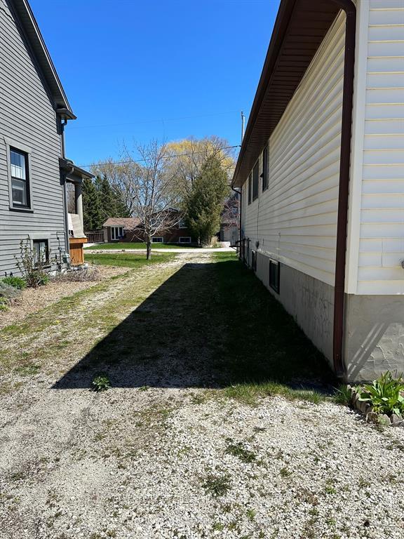 Photo 52 of 338 Walnut Street, Collingwood — HOMEH