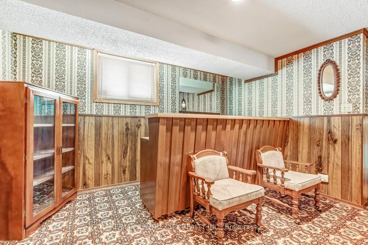 Photo 16 of 18 Porter Place, St. Thomas — HOMEH