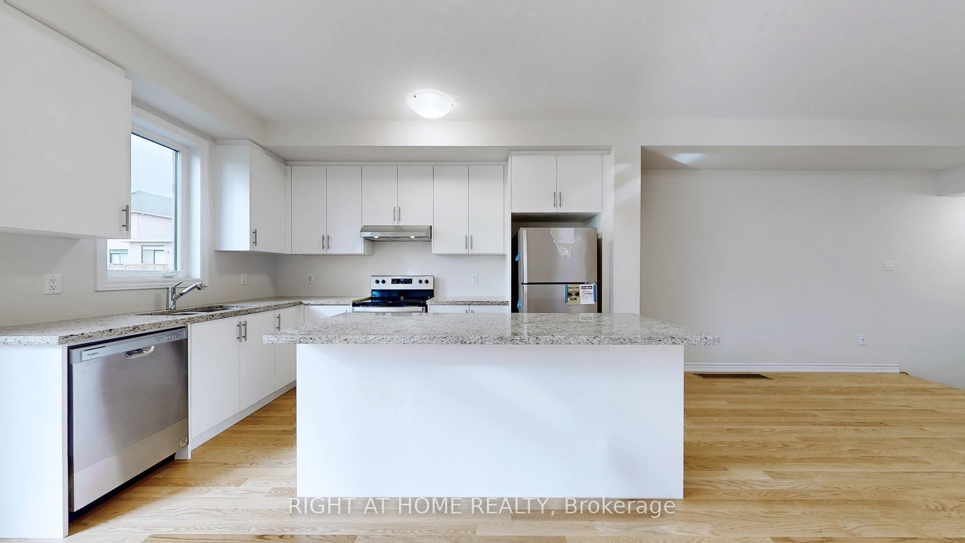 Photo 9 of 2086 Coppenwood Common, Burlington, Tyandaga — HOMEH