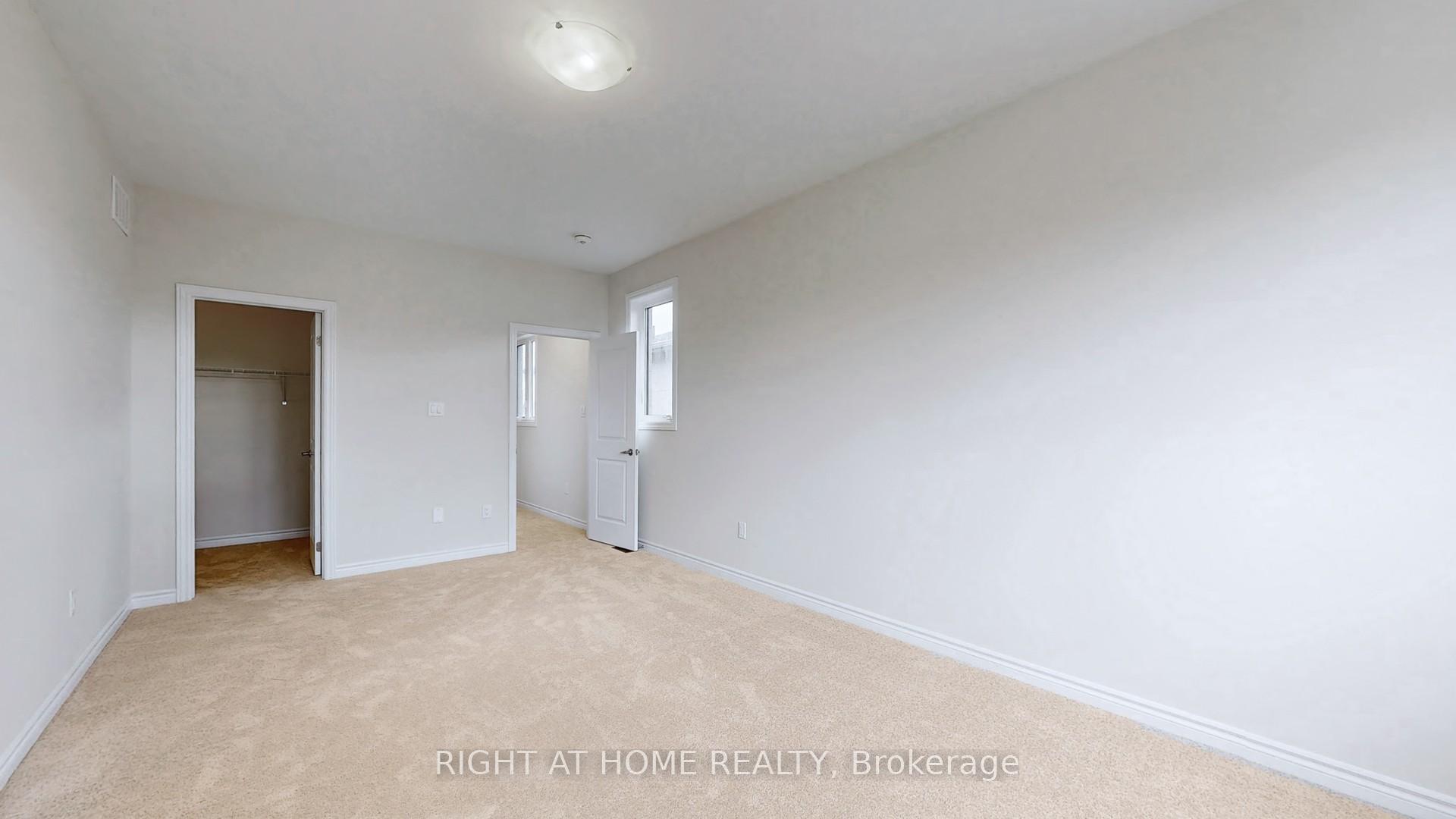 Photo 19 of 2086 Coppenwood Common, Burlington, Tyandaga — HOMEH
