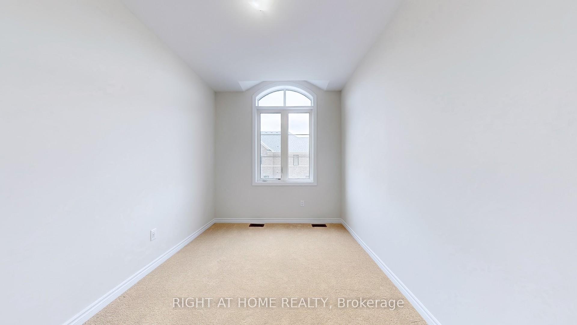 Photo 28 of 2086 Coppenwood Common, Burlington, Tyandaga — HOMEH
