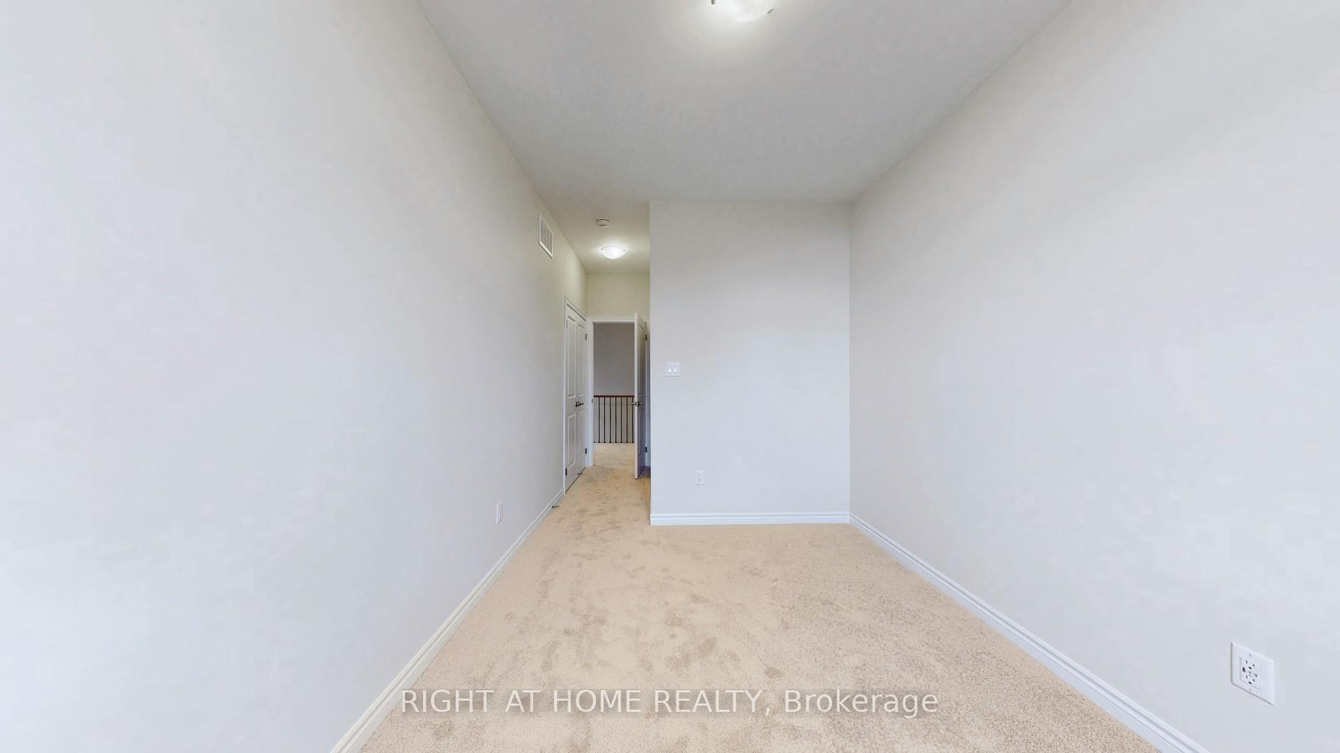 Photo 29 of 2086 Coppenwood Common, Burlington, Tyandaga — HOMEH