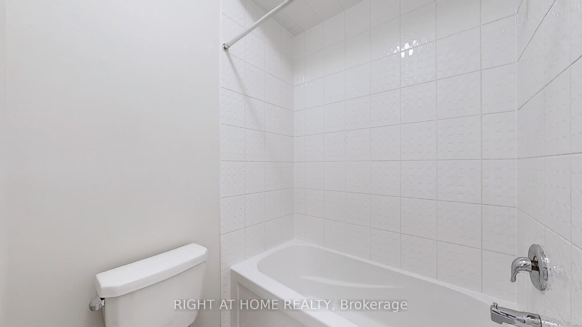 Photo 31 of 2086 Coppenwood Common, Burlington, Tyandaga — HOMEH