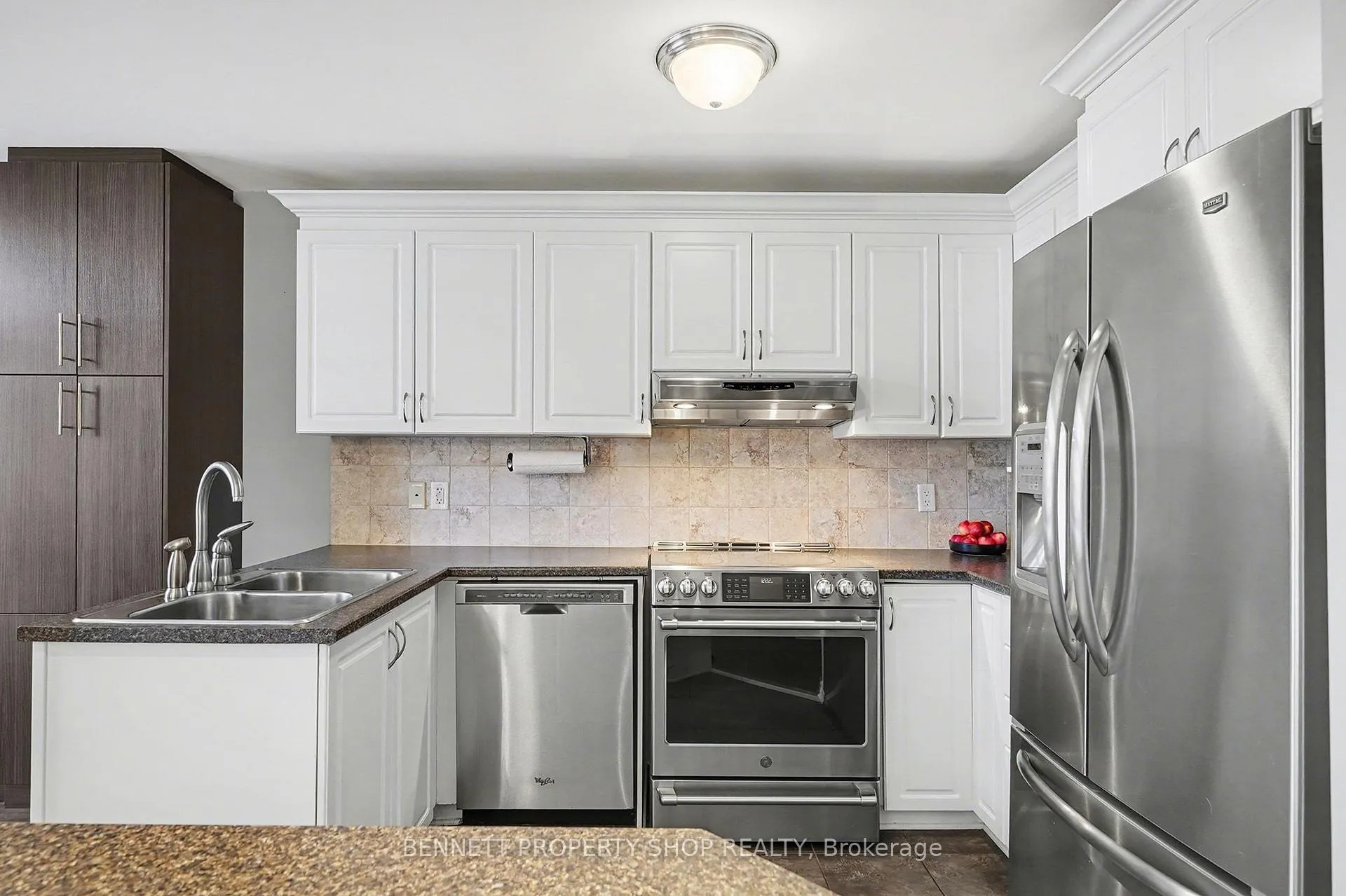Photo 8 of 164 Tacom Circle, Ottawa, Barrhaven - Strandherd — HOMEH