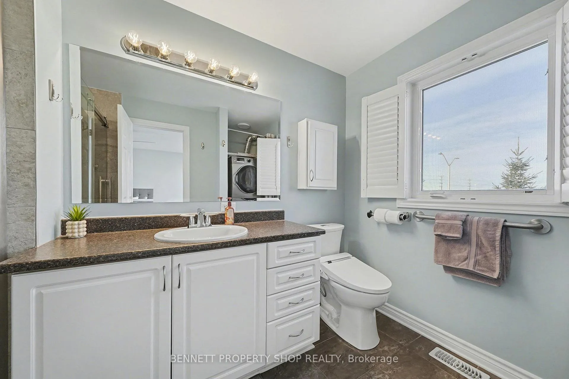 Photo 15 of 164 Tacom Circle, Ottawa, Barrhaven - Strandherd — HOMEH