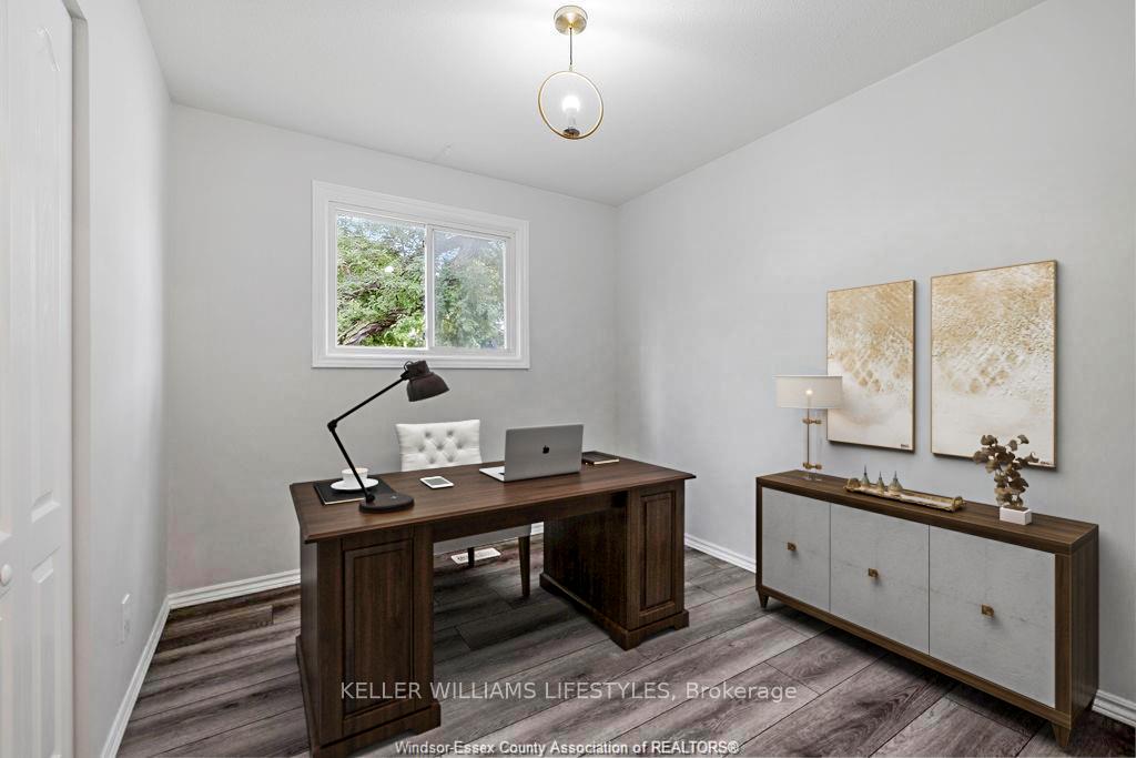 Photo 9 of 5440 Lyndon Court, Windsor — HOMEH