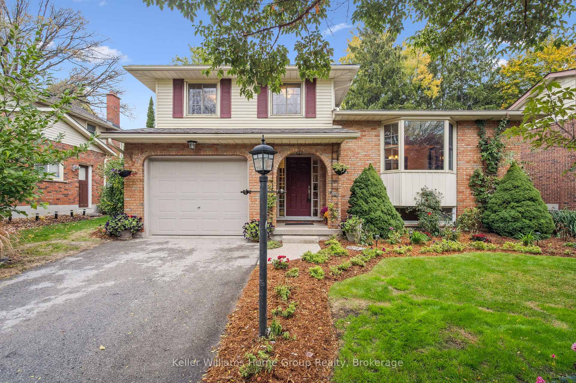 Photo 1 of 29 Shadybrook Crescent, Guelph, Kortright West — HOMEH