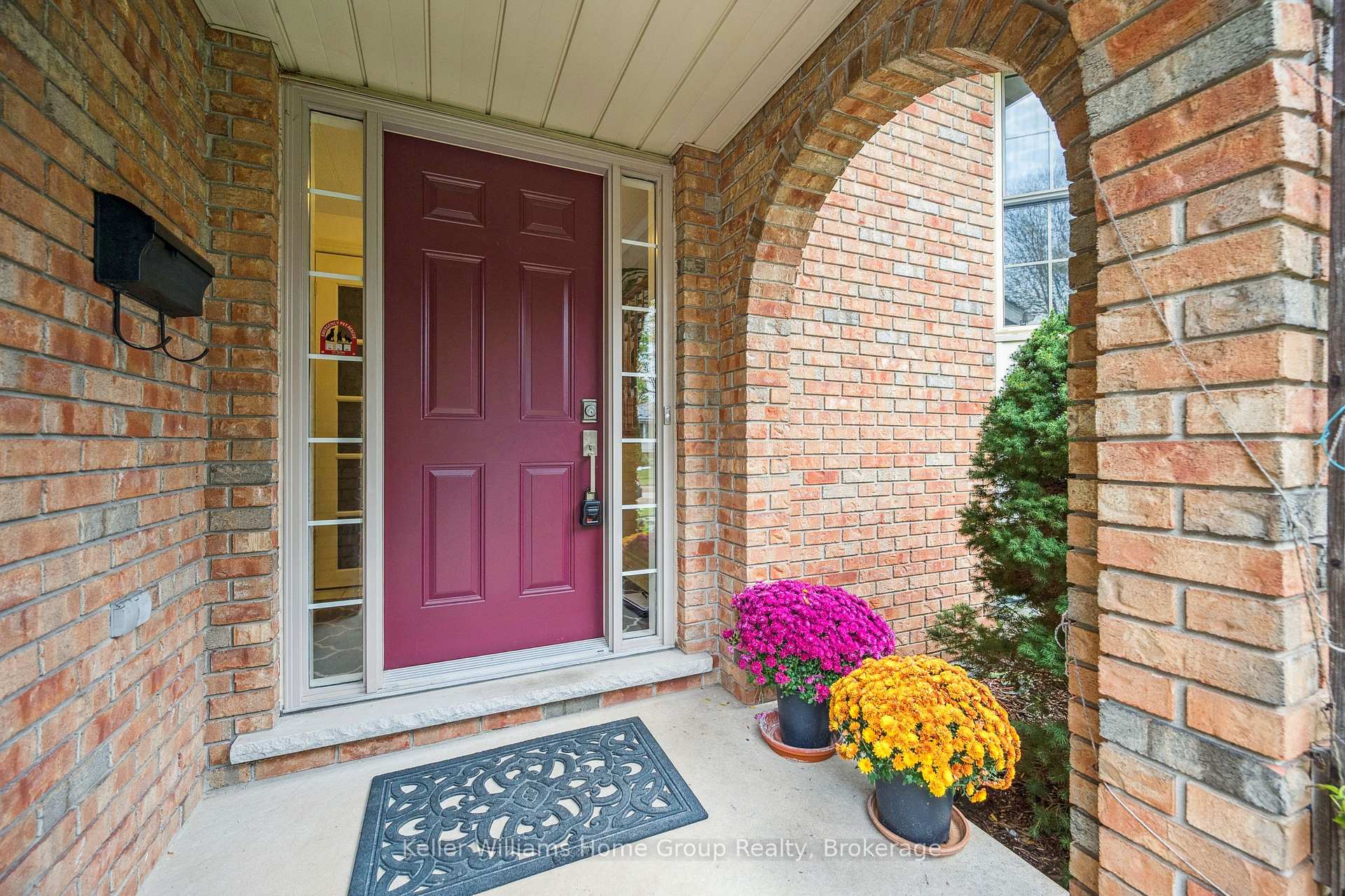 Photo 5 of 29 Shadybrook Crescent, Guelph, Kortright West — HOMEH