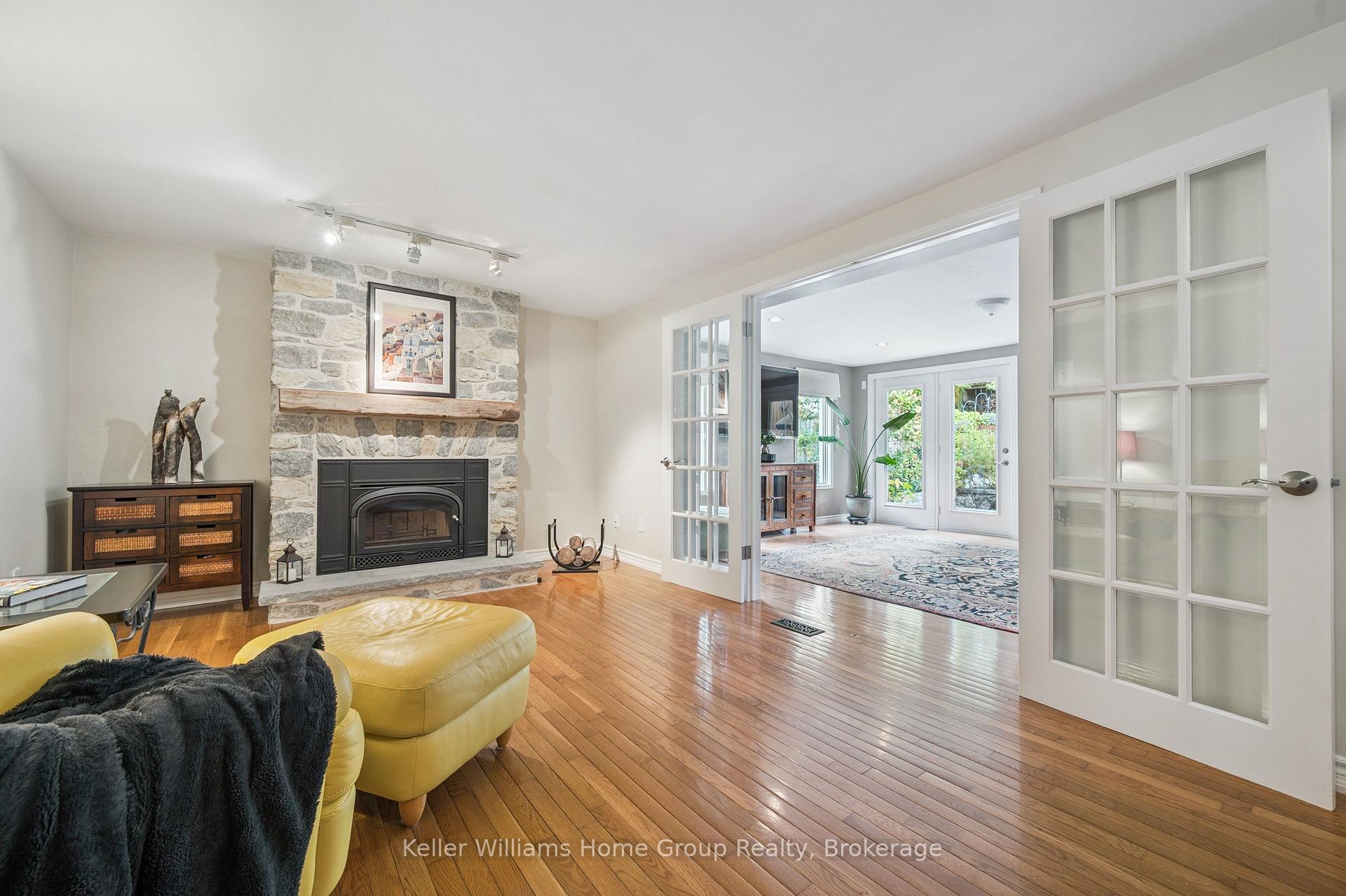 Photo 6 of 29 Shadybrook Crescent, Guelph, Kortright West — HOMEH