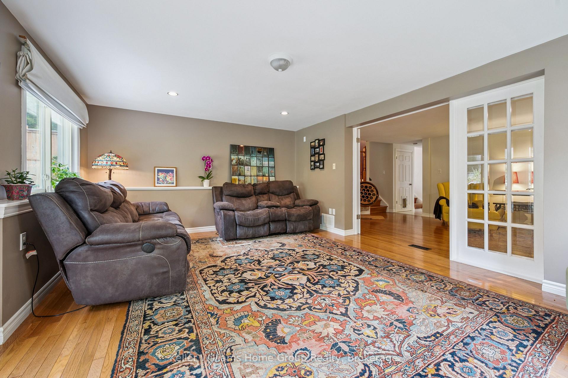 Photo 11 of 29 Shadybrook Crescent, Guelph, Kortright West — HOMEH
