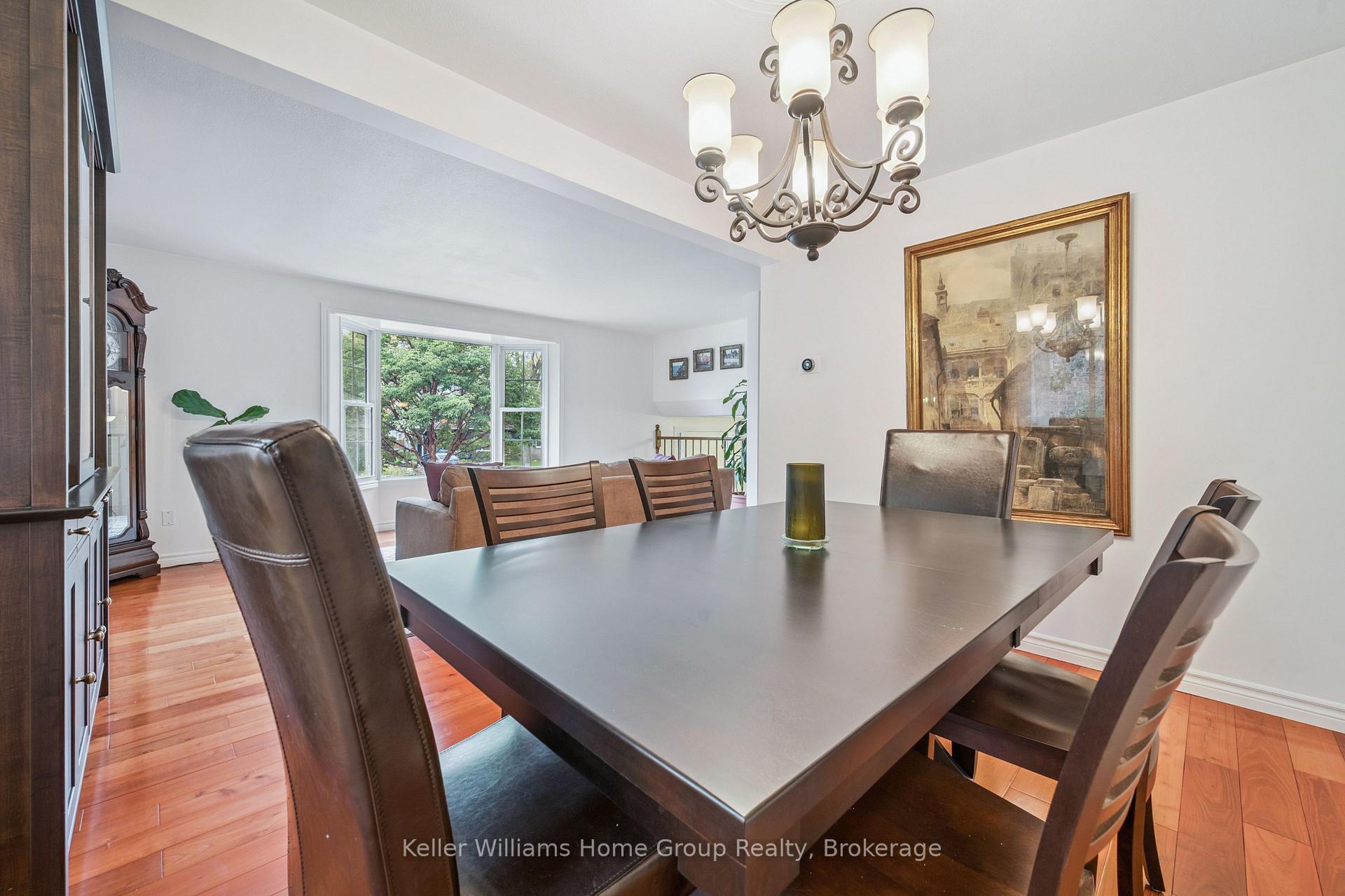 Photo 16 of 29 Shadybrook Crescent, Guelph, Kortright West — HOMEH