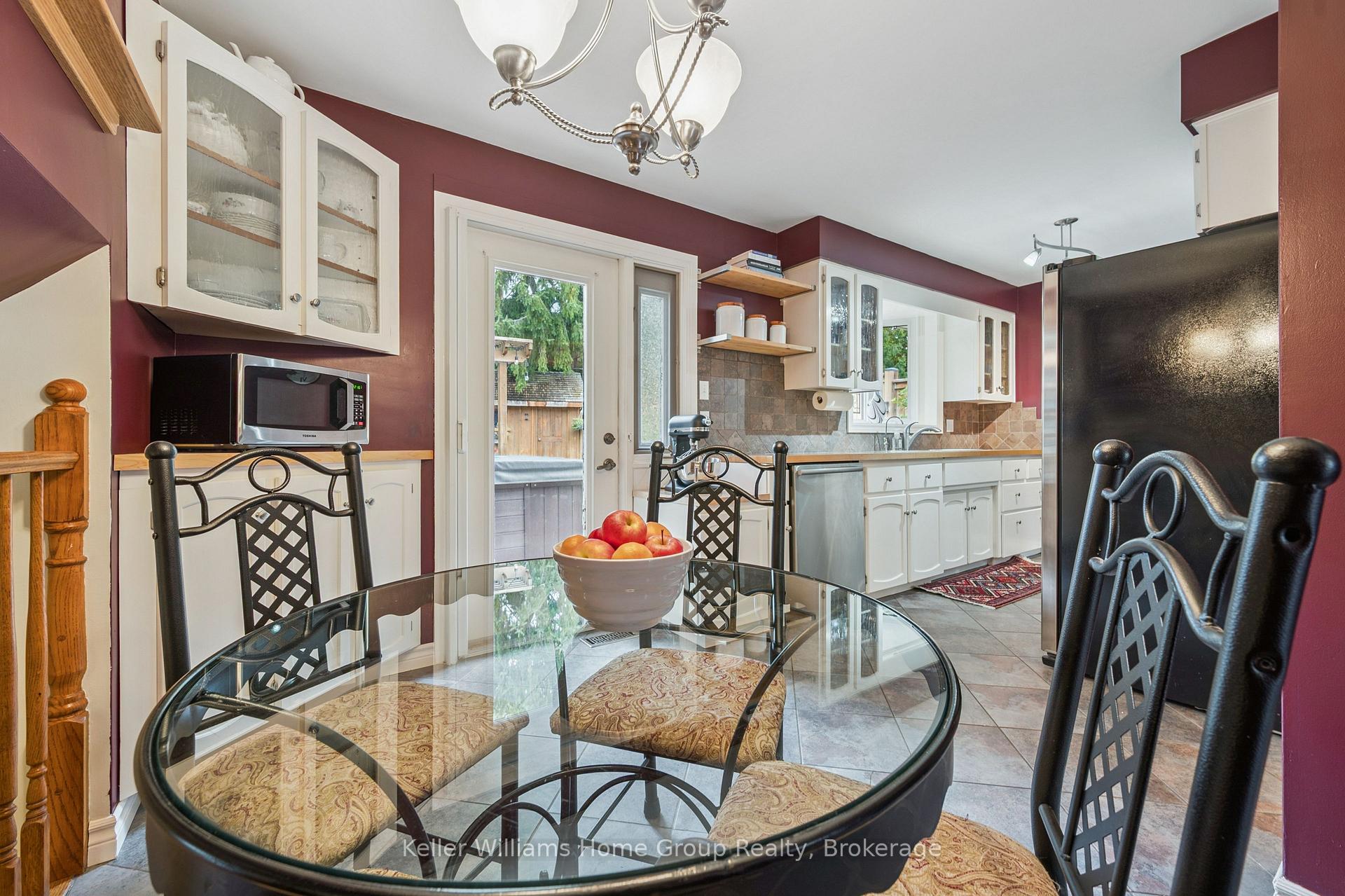 Photo 22 of 29 Shadybrook Crescent, Guelph, Kortright West — HOMEH